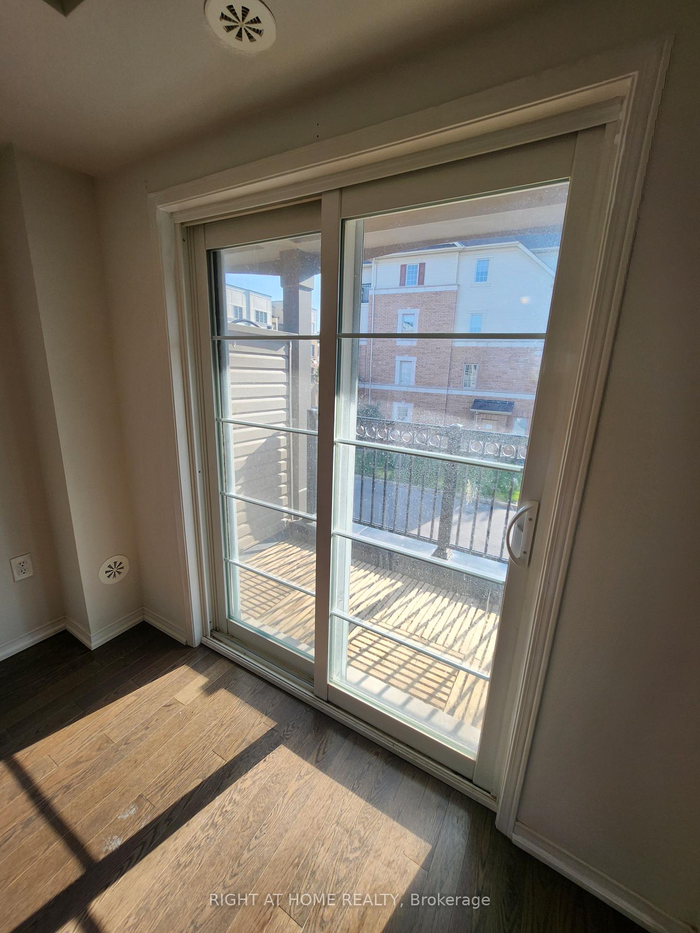 Photo 15 of 2564 Bromus Path, Oshawa, Windfields — HOMEH