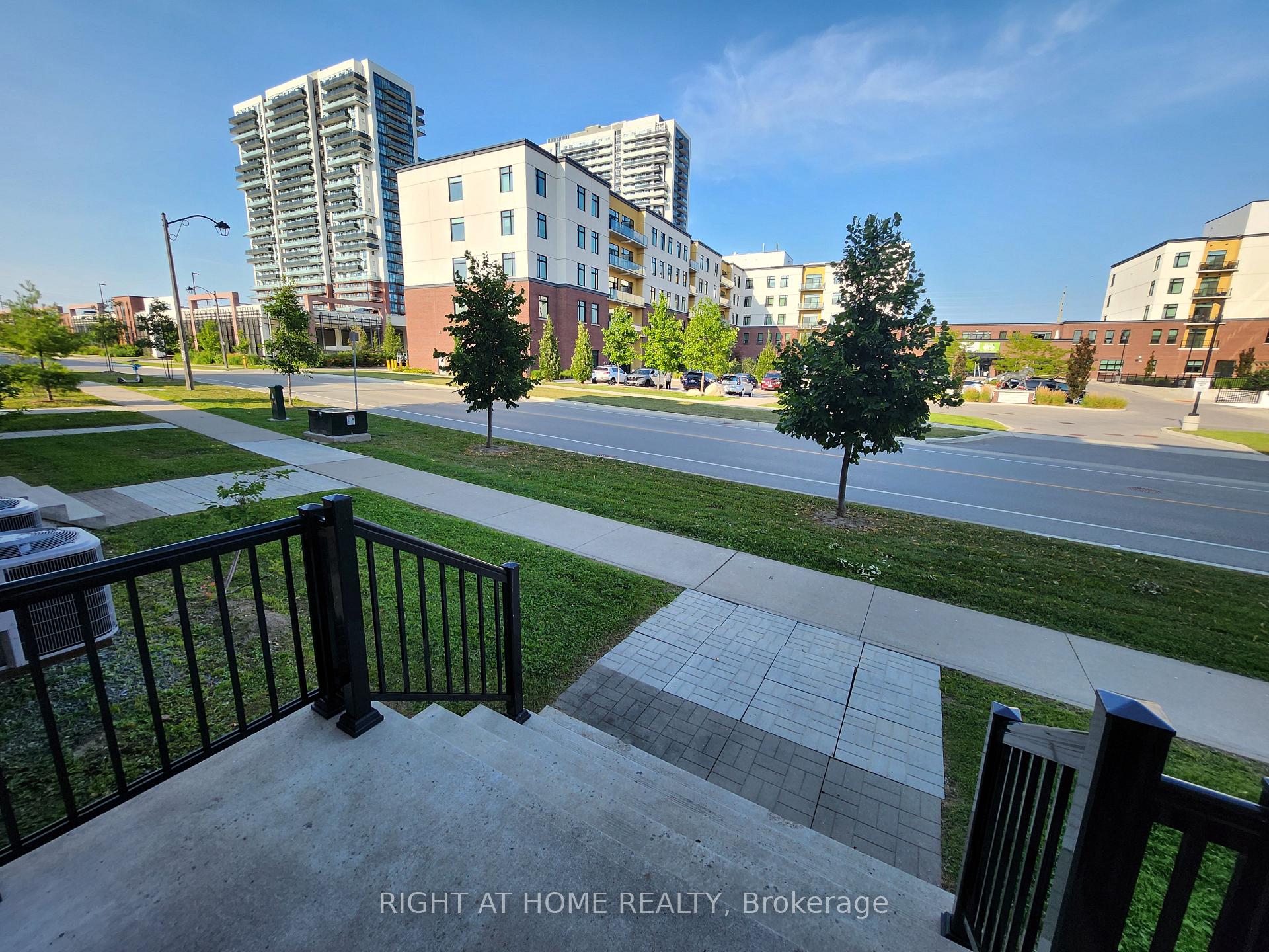 Photo 33 of 2564 Bromus Path, Oshawa, Windfields — HOMEH