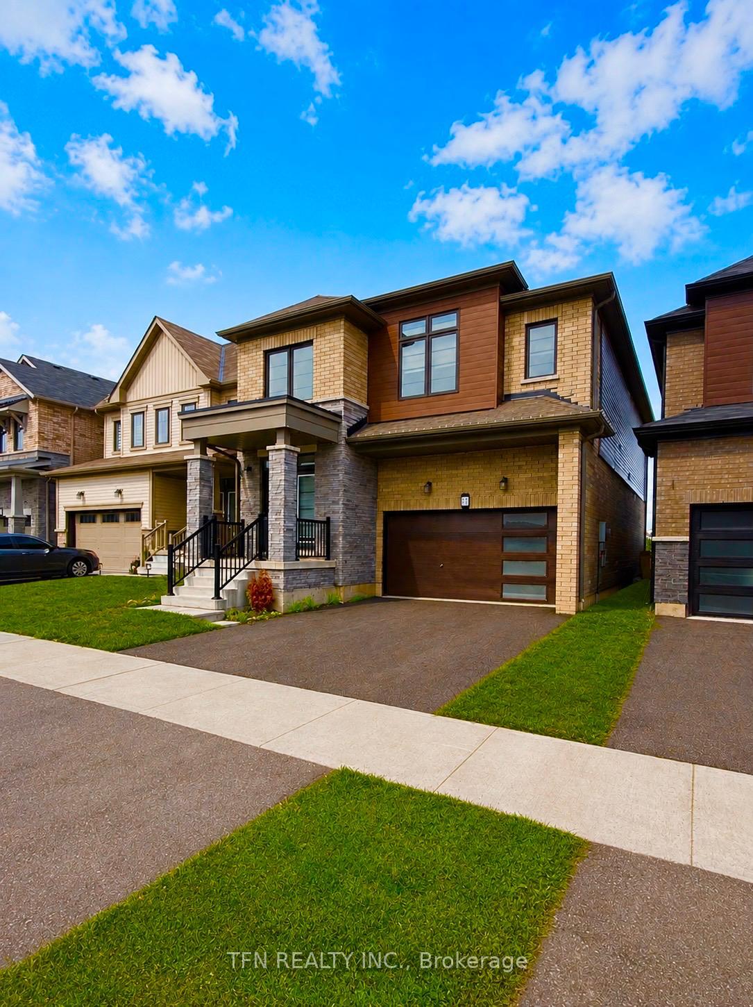 Photo 2 of 71 Sundin Drive, Haldimand — HOMEH