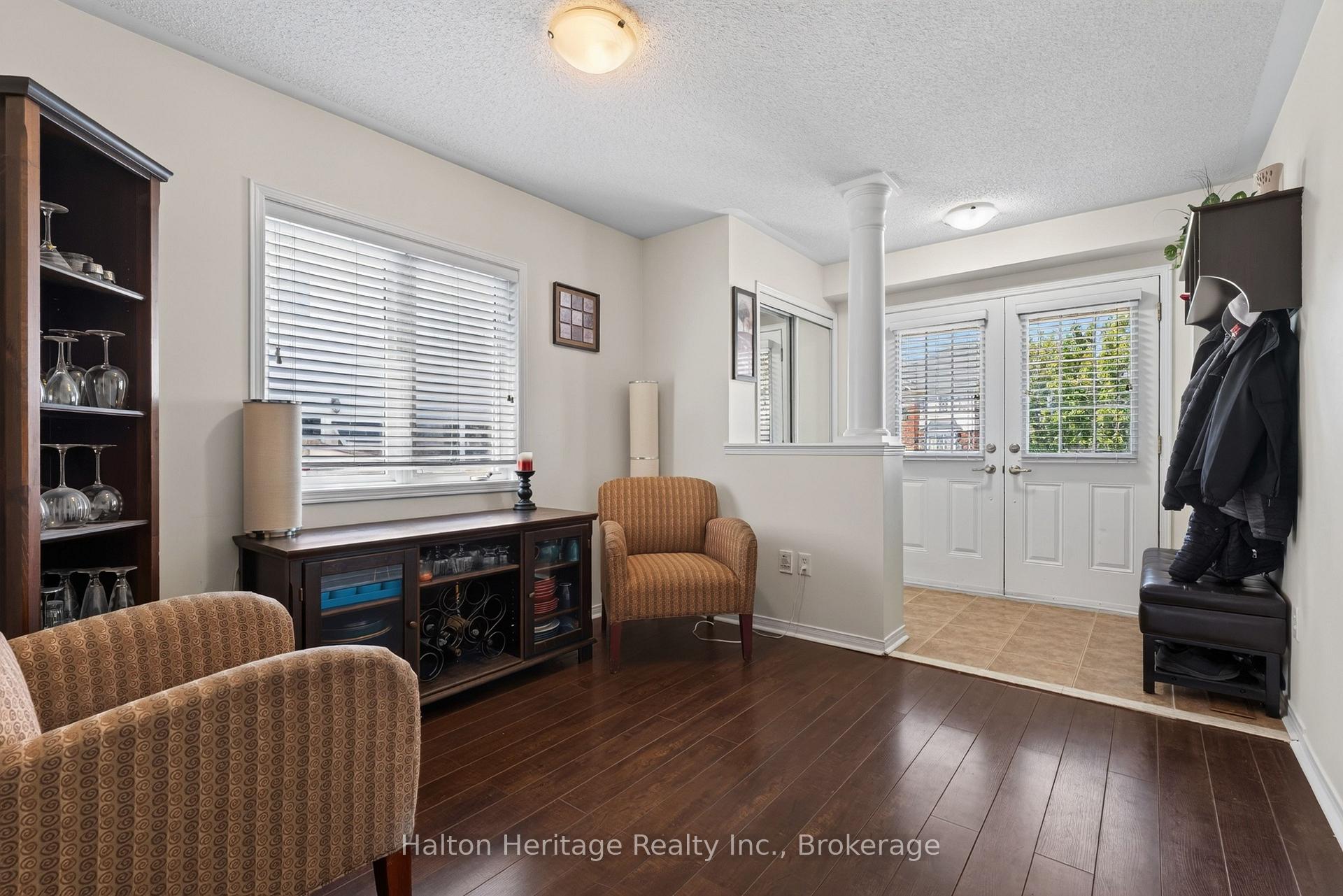 Photo 5 of 4828 Valera Road, Burlington, Alton — HOMEH