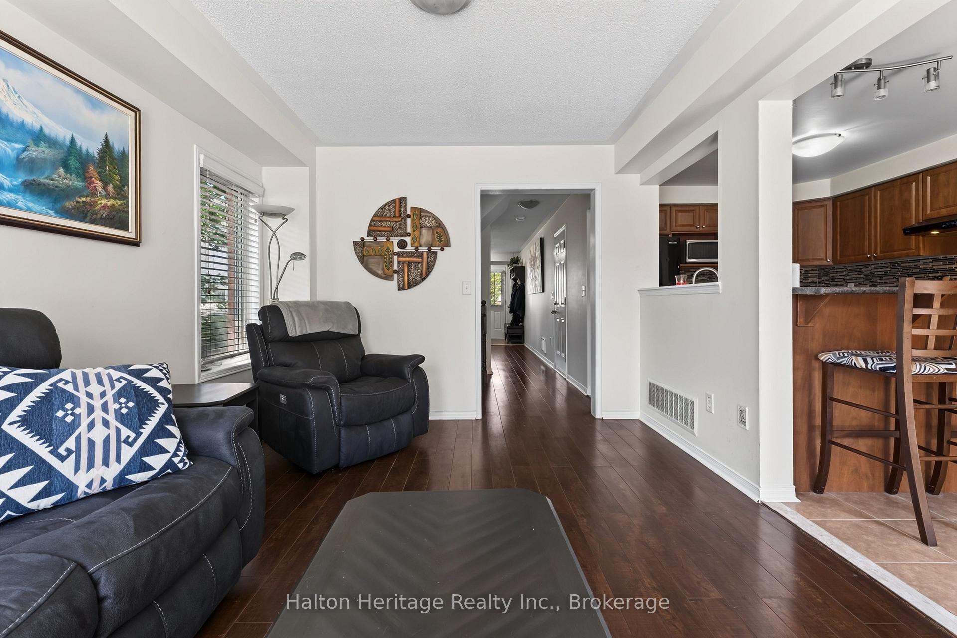Photo 11 of 4828 Valera Road, Burlington, Alton — HOMEH