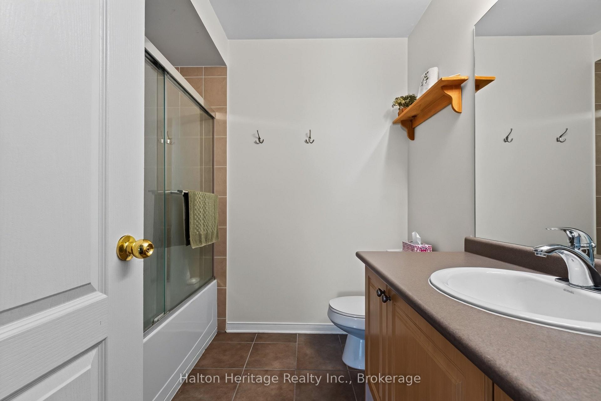 Photo 21 of 4828 Valera Road, Burlington, Alton — HOMEH