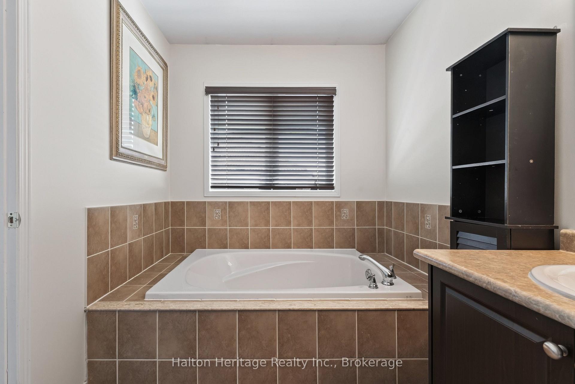 Photo 26 of 4828 Valera Road, Burlington, Alton — HOMEH