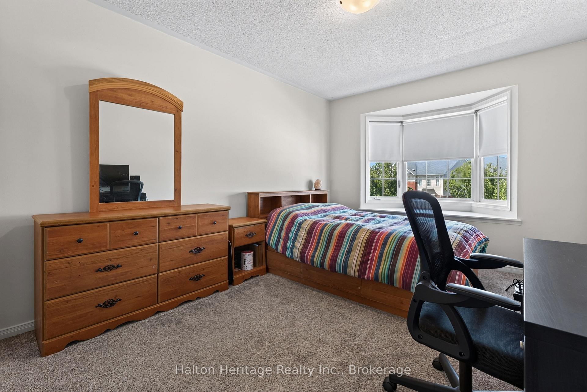 Photo 28 of 4828 Valera Road, Burlington, Alton — HOMEH