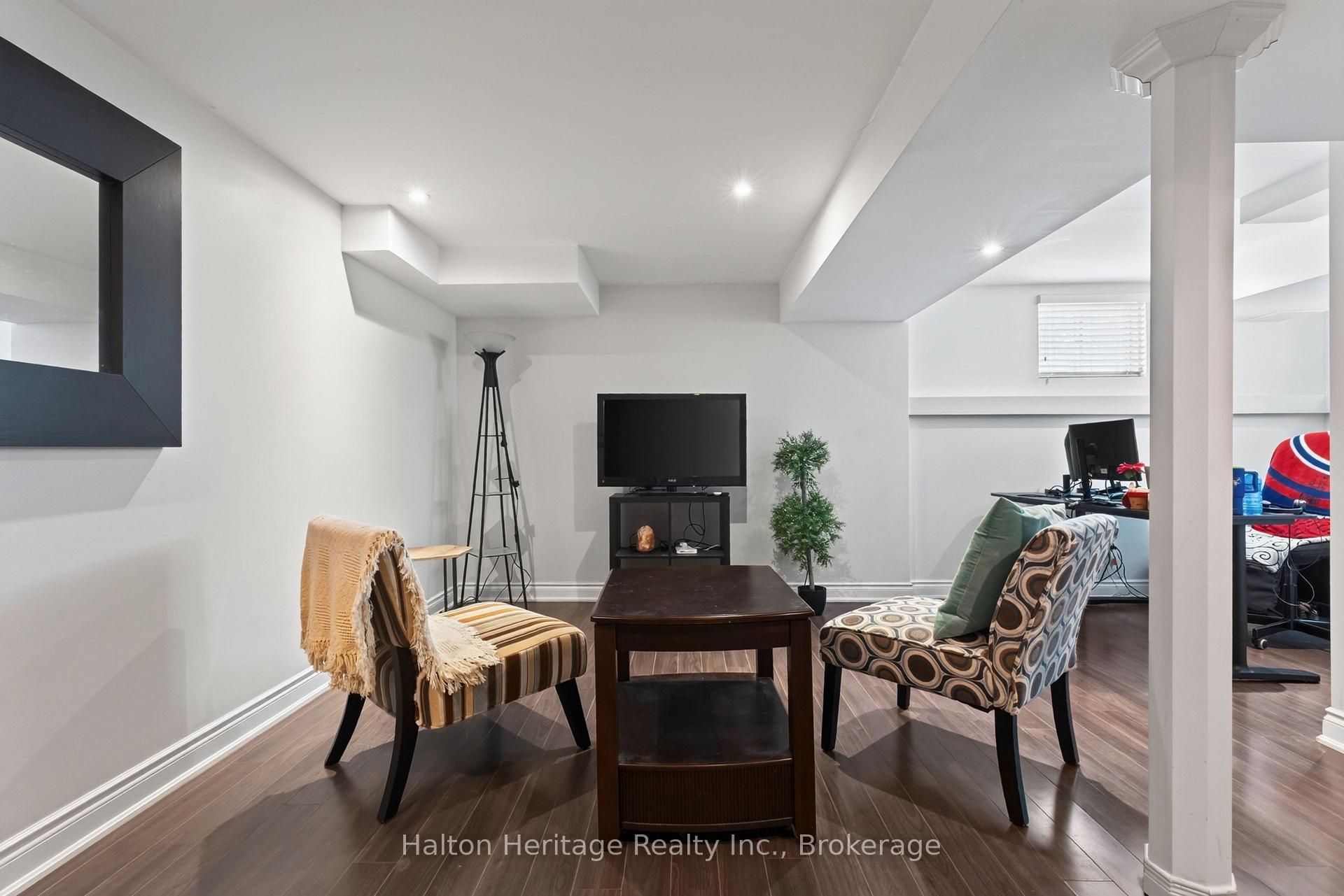Photo 33 of 4828 Valera Road, Burlington, Alton — HOMEH