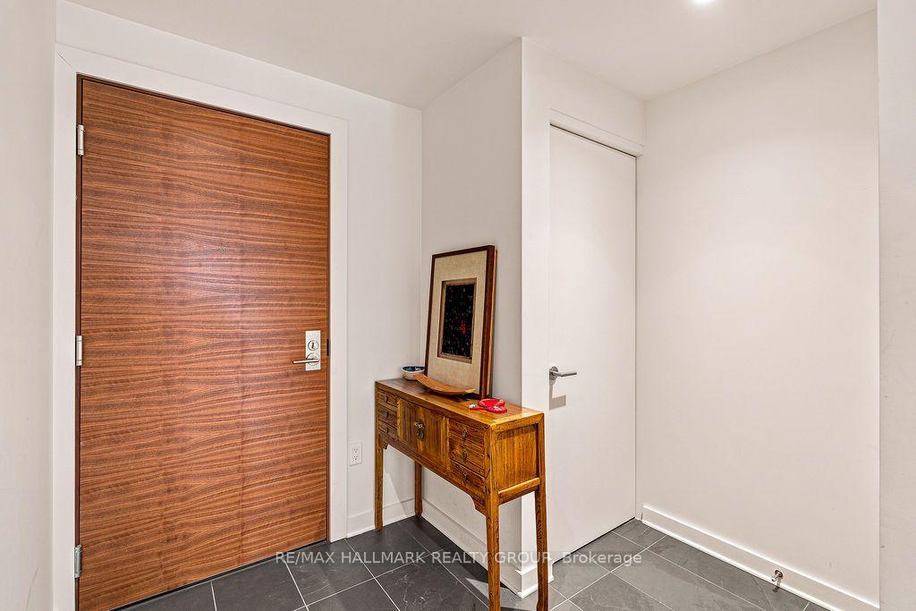 Photo 10 of Unit 406, 135 Barrette Street, Ottawa, Vanier — HOMEH