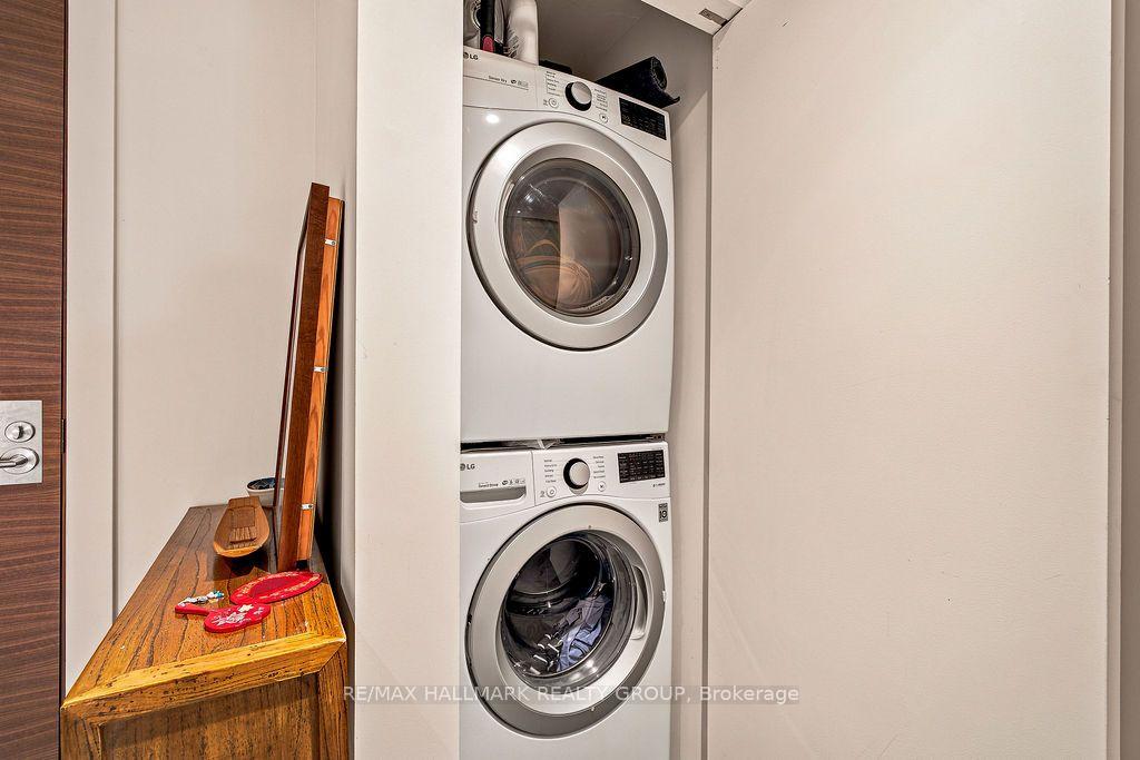 Photo 11 of Unit 406, 135 Barrette Street, Ottawa, Vanier — HOMEH