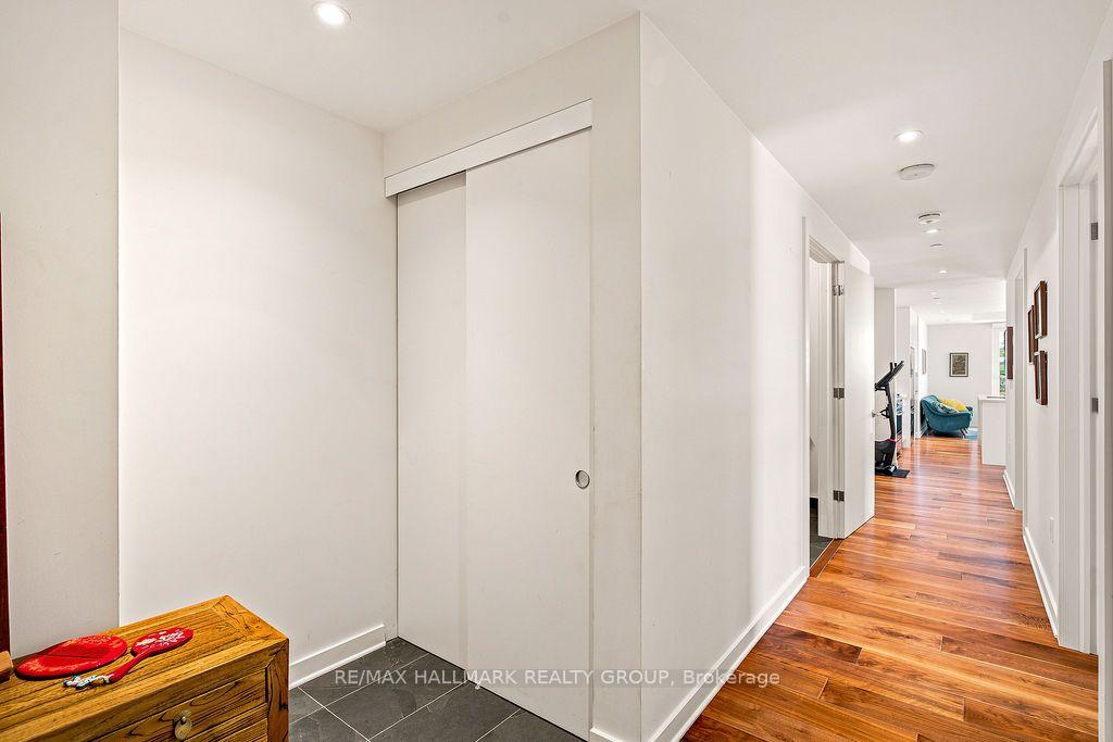 Photo 12 of Unit 406, 135 Barrette Street, Ottawa, Vanier — HOMEH