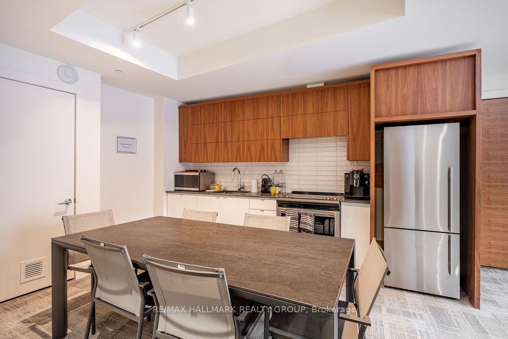 Photo 46 of Unit 406, 135 Barrette Street, Ottawa, Vanier — HOMEH