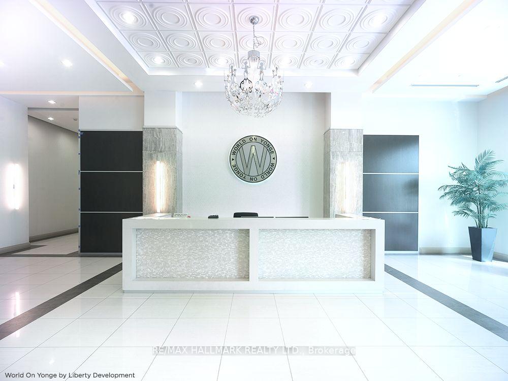 Photo 2 of Unit PH301, 7171 Yonge Street, Markham, Grandview — HOMEH
