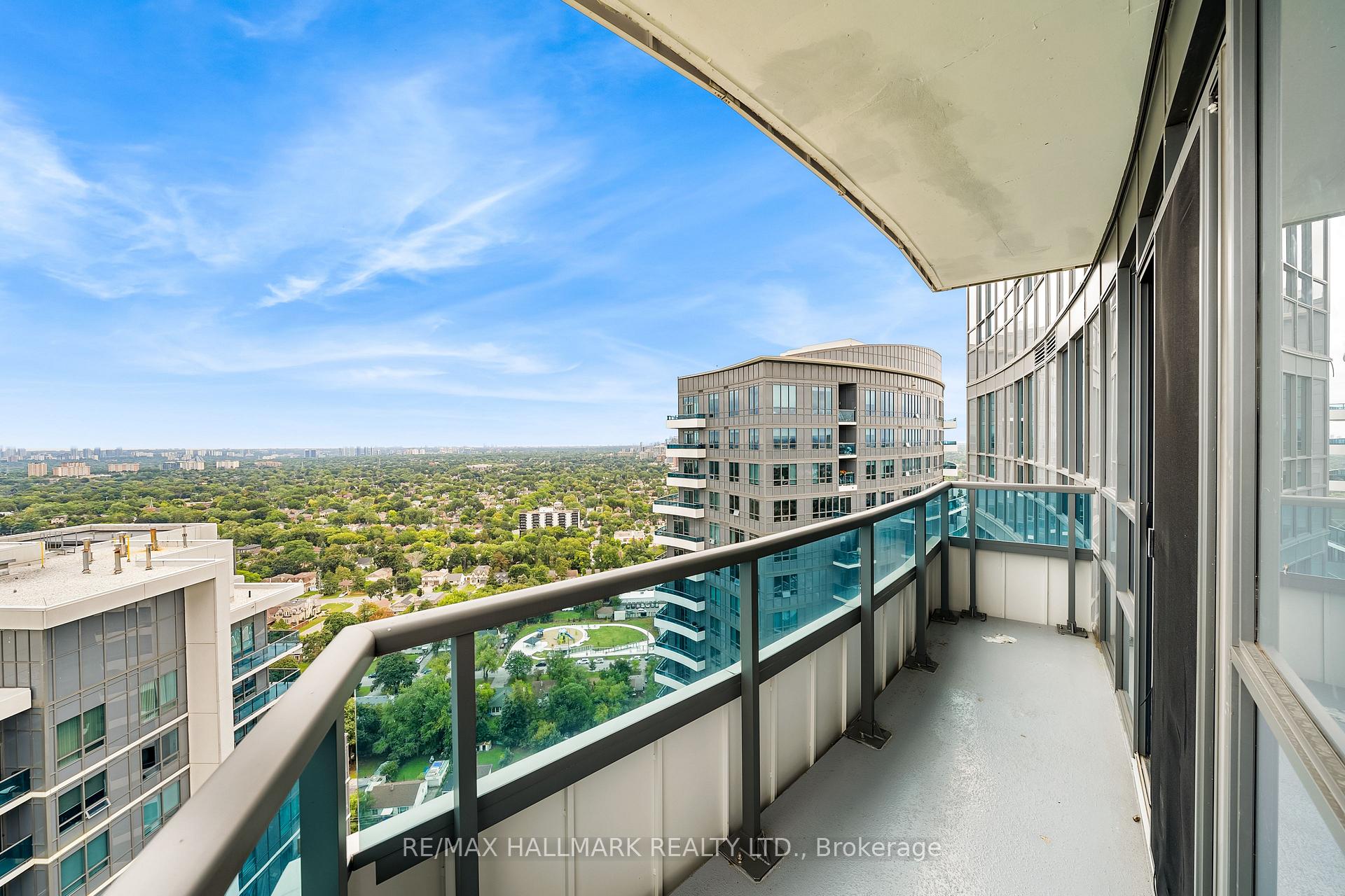Photo 21 of Unit PH301, 7171 Yonge Street, Markham, Grandview — HOMEH