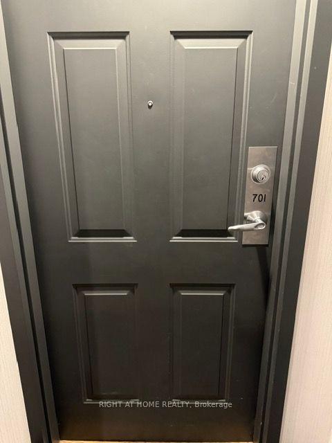 Photo 3 of Unit 701, 250 Webb Drive, Mississauga, City Centre — HOMEH