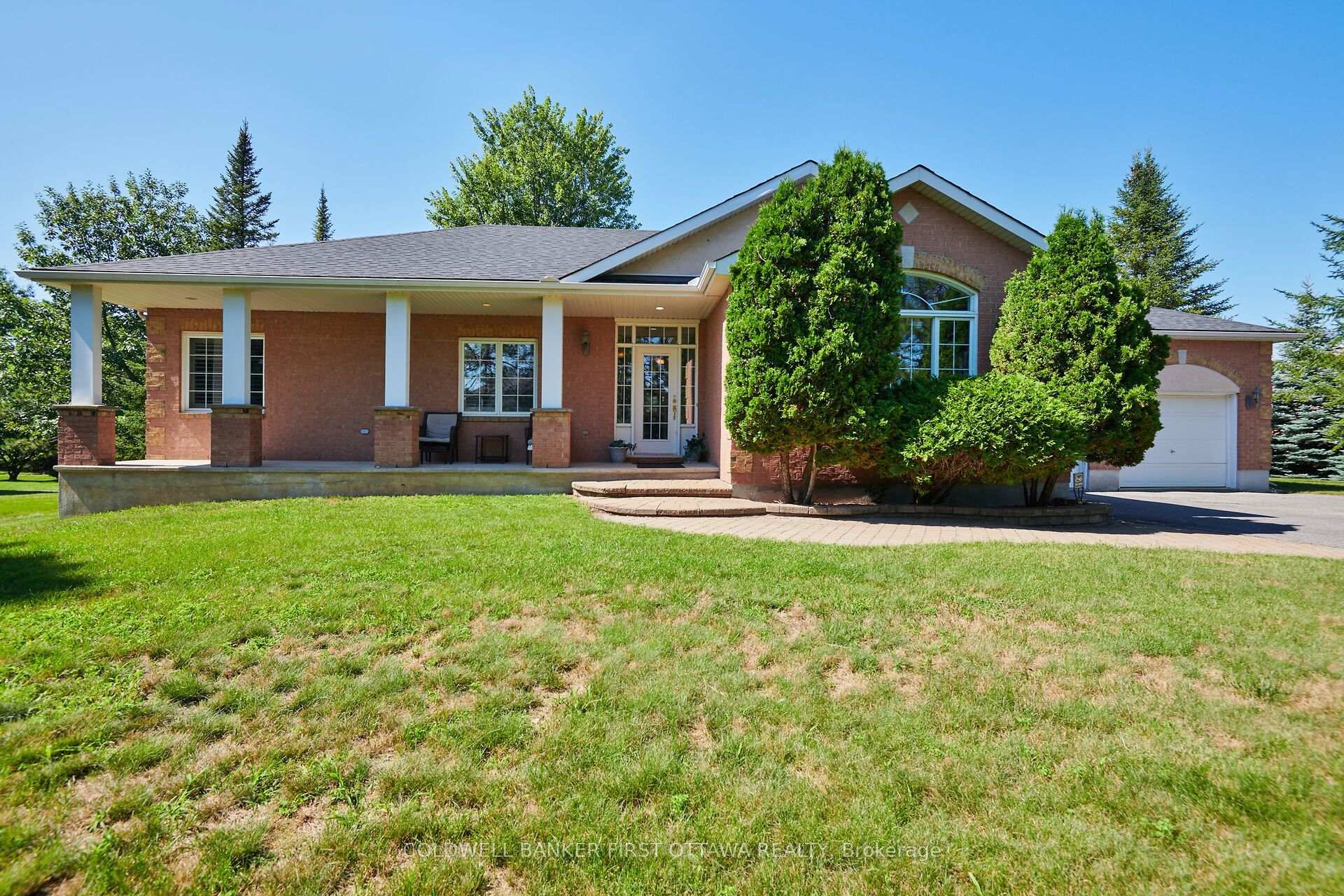 Photo 1 of 6983 Lakes Park Drive, Ottawa, Greely — HOMEH