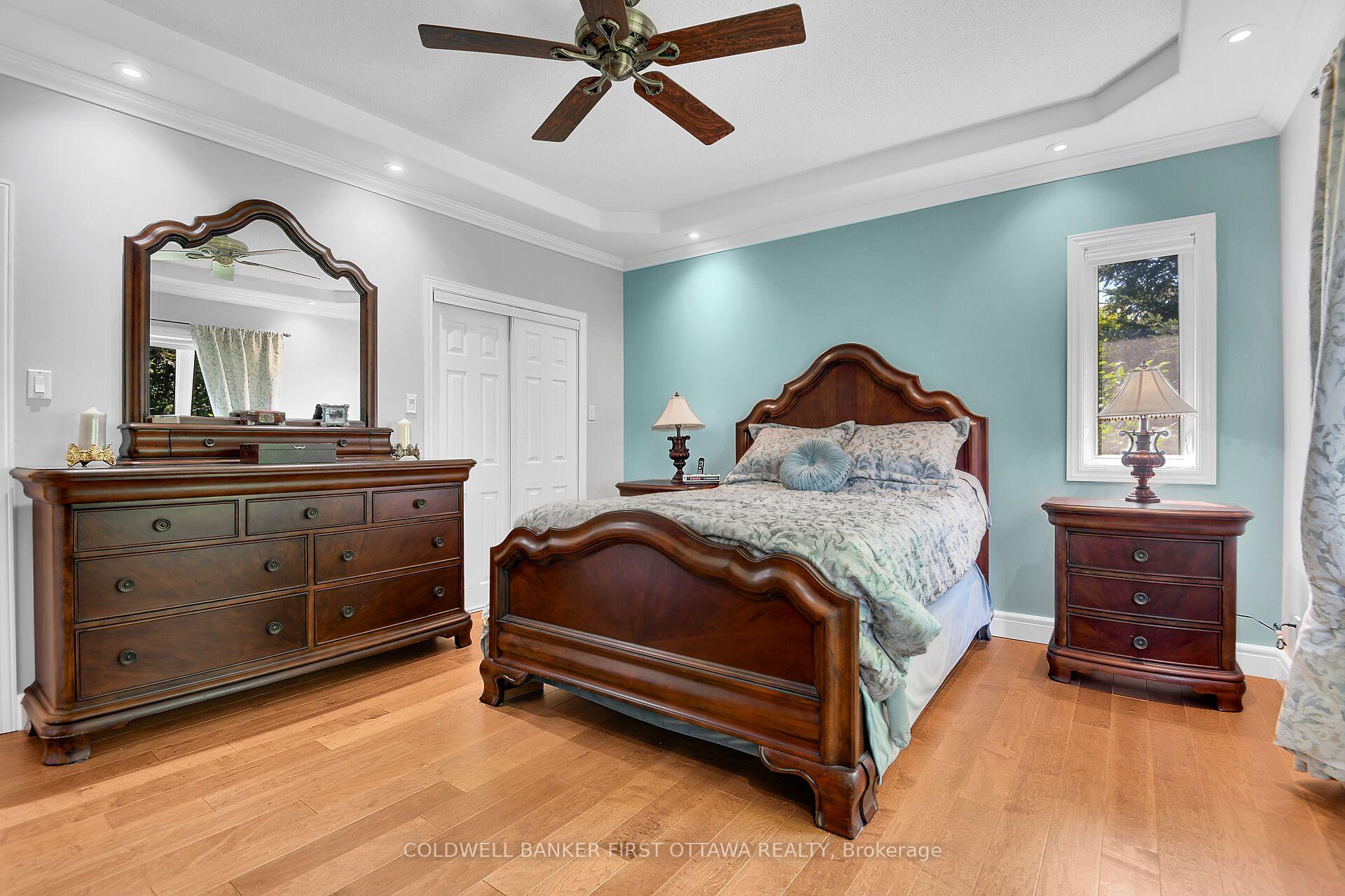Photo 15 of 6983 Lakes Park Drive, Ottawa, Greely — HOMEH