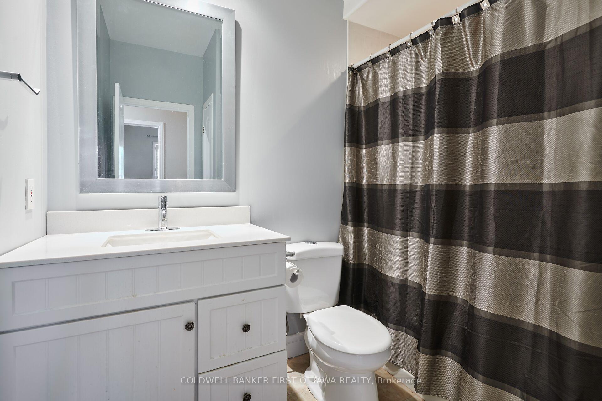 Photo 19 of 6983 Lakes Park Drive, Ottawa, Greely — HOMEH