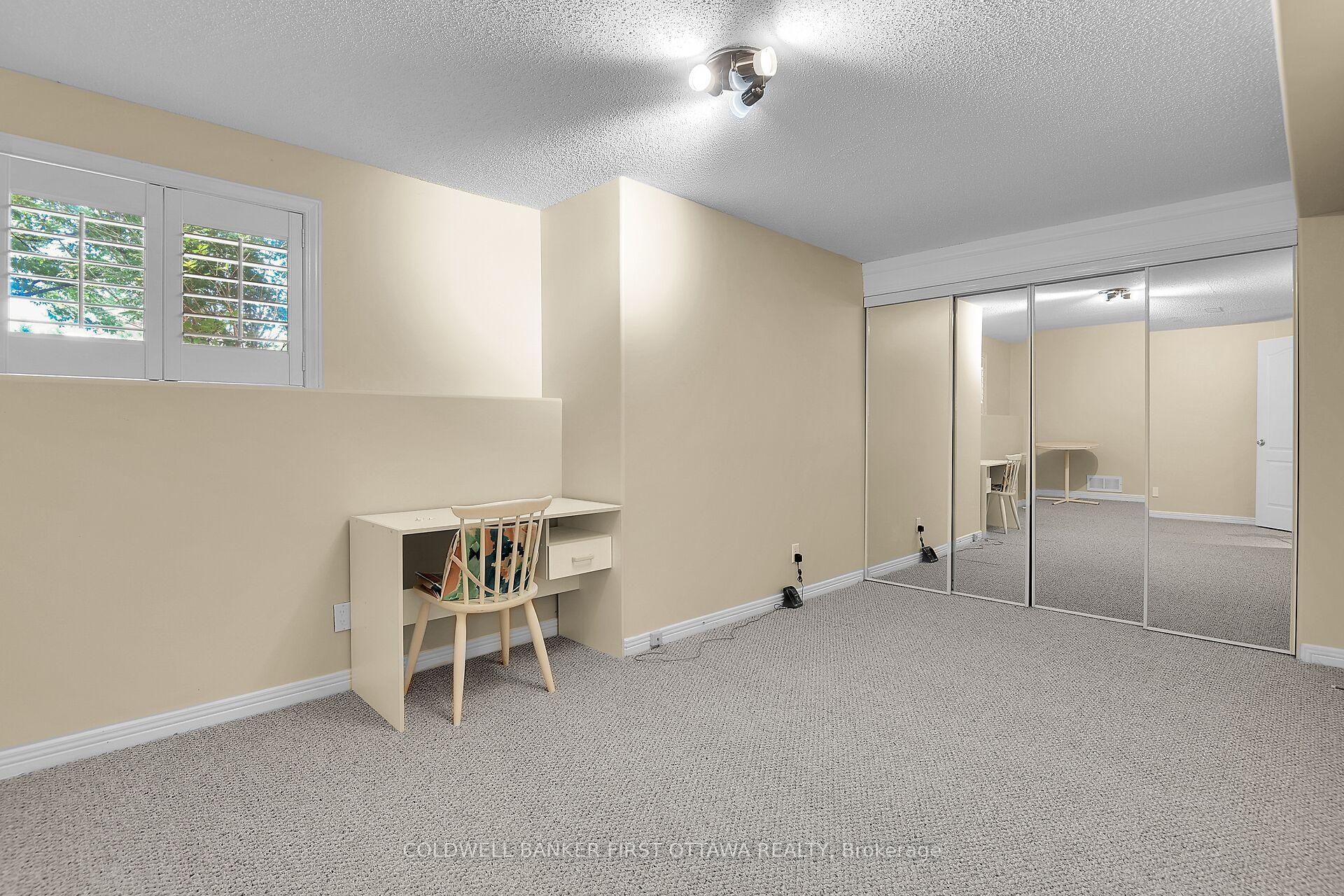Photo 23 of 6983 Lakes Park Drive, Ottawa, Greely — HOMEH