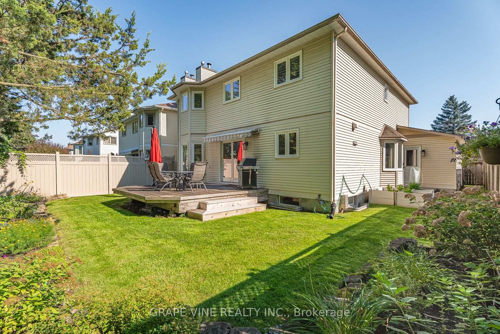 Photo 5 of 36 Baslaw Drive, Ottawa, Hunt Club Park — HOMEH