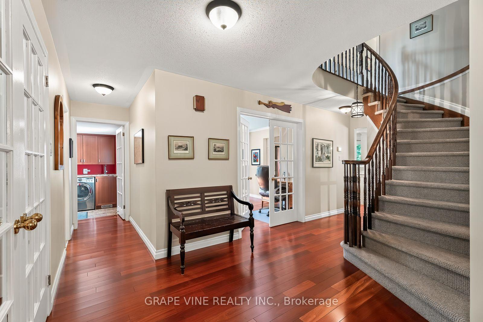 Photo 10 of 36 Baslaw Drive, Ottawa, Hunt Club Park — HOMEH