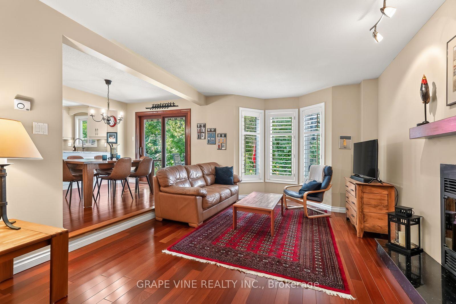 Photo 21 of 36 Baslaw Drive, Ottawa, Hunt Club Park — HOMEH
