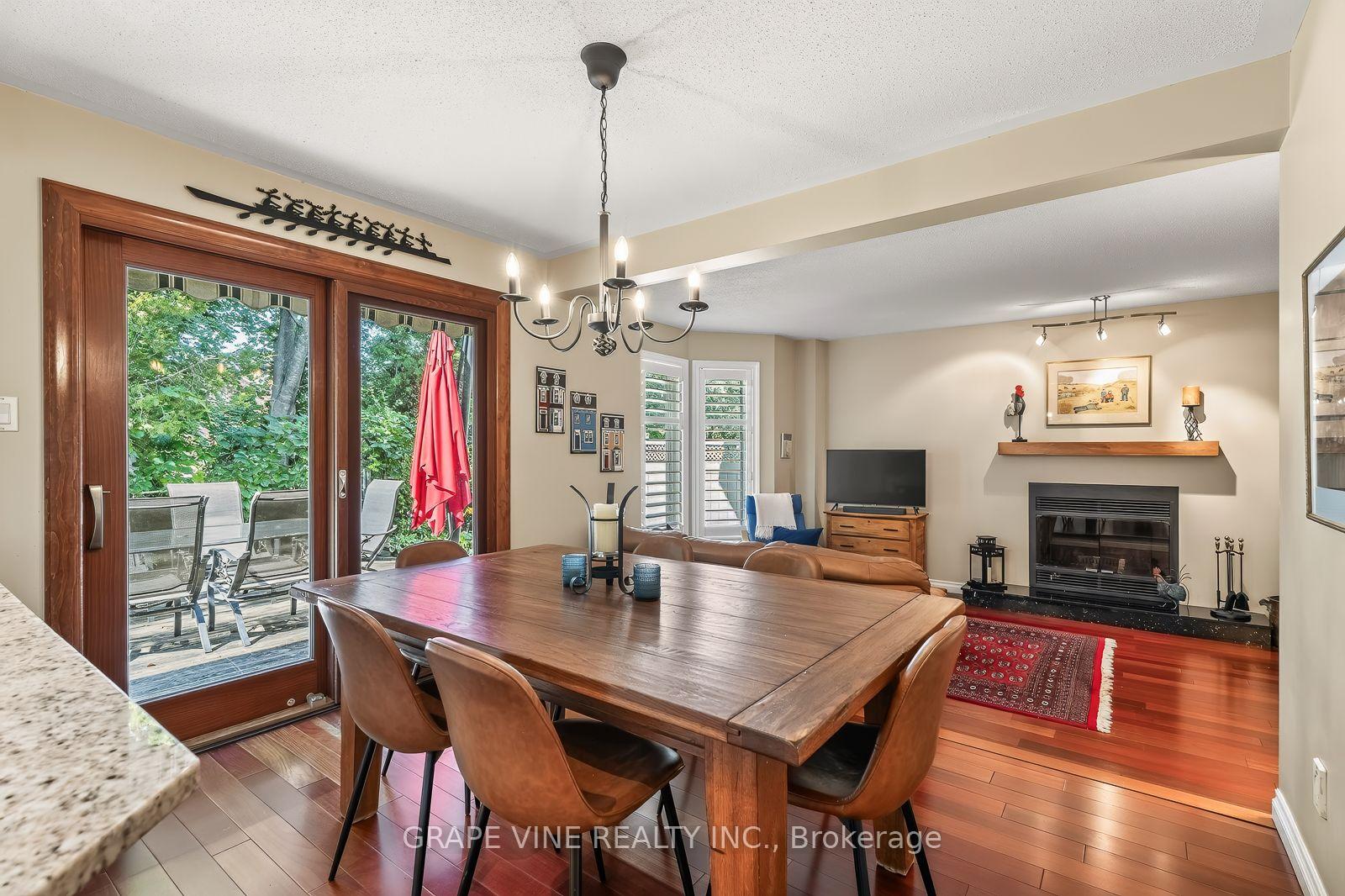 Photo 23 of 36 Baslaw Drive, Ottawa, Hunt Club Park — HOMEH