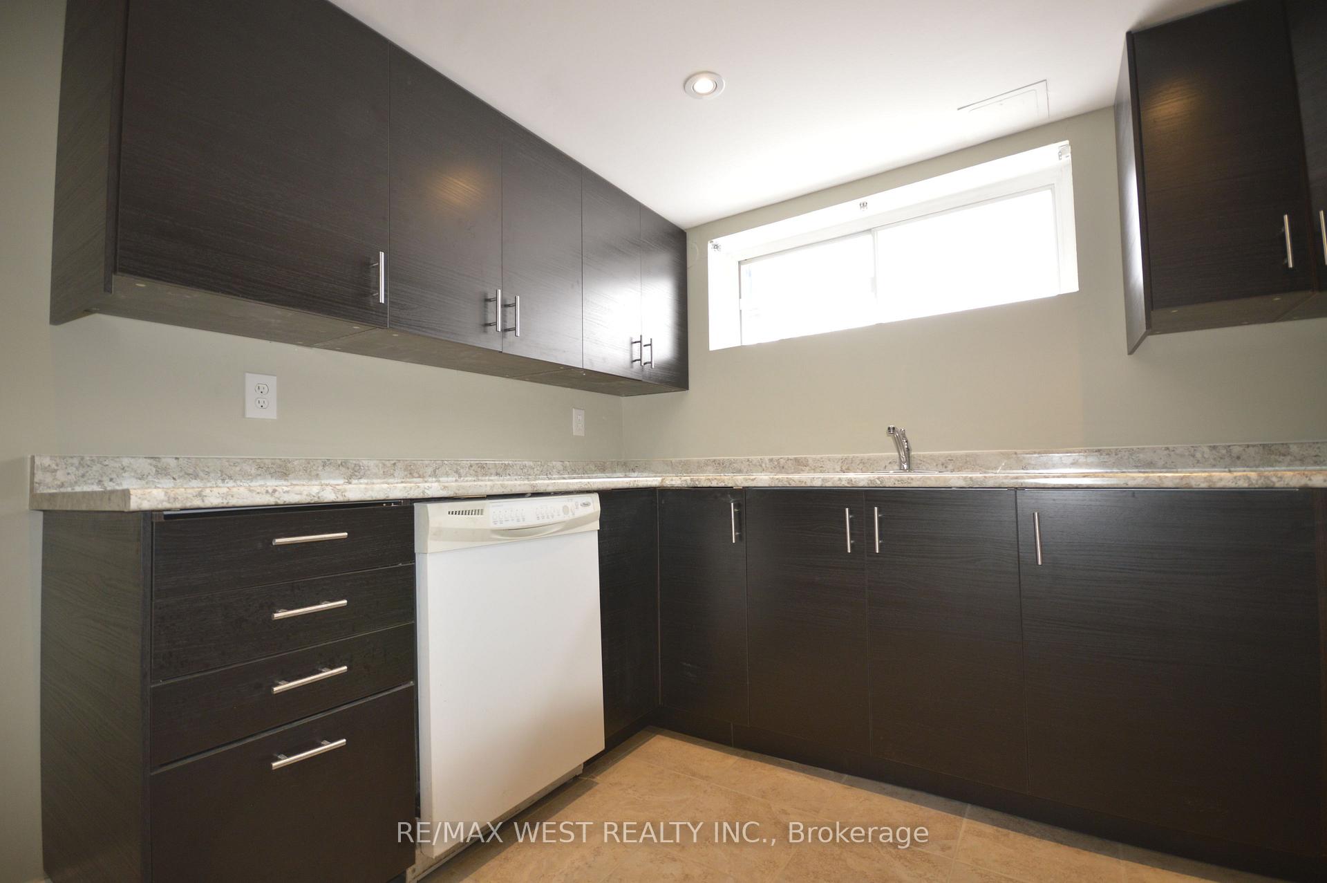 Photo 5 of Unit Basement, 23 Bairstow Crescent, Etobicoke, West Humber-Clairville — HOMEH