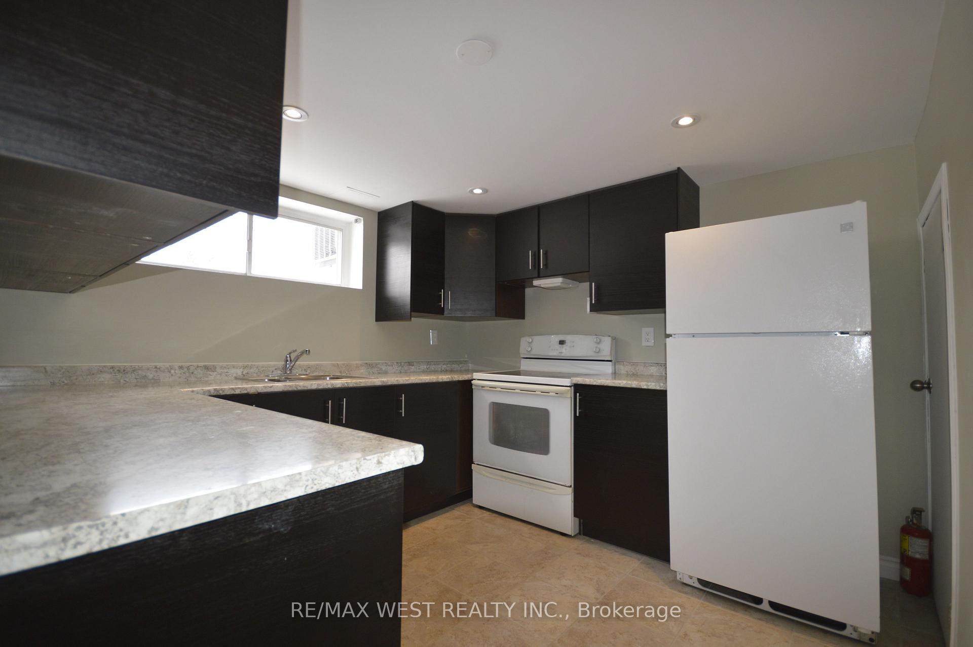 Photo 6 of Unit Basement, 23 Bairstow Crescent, Etobicoke, West Humber-Clairville — HOMEH