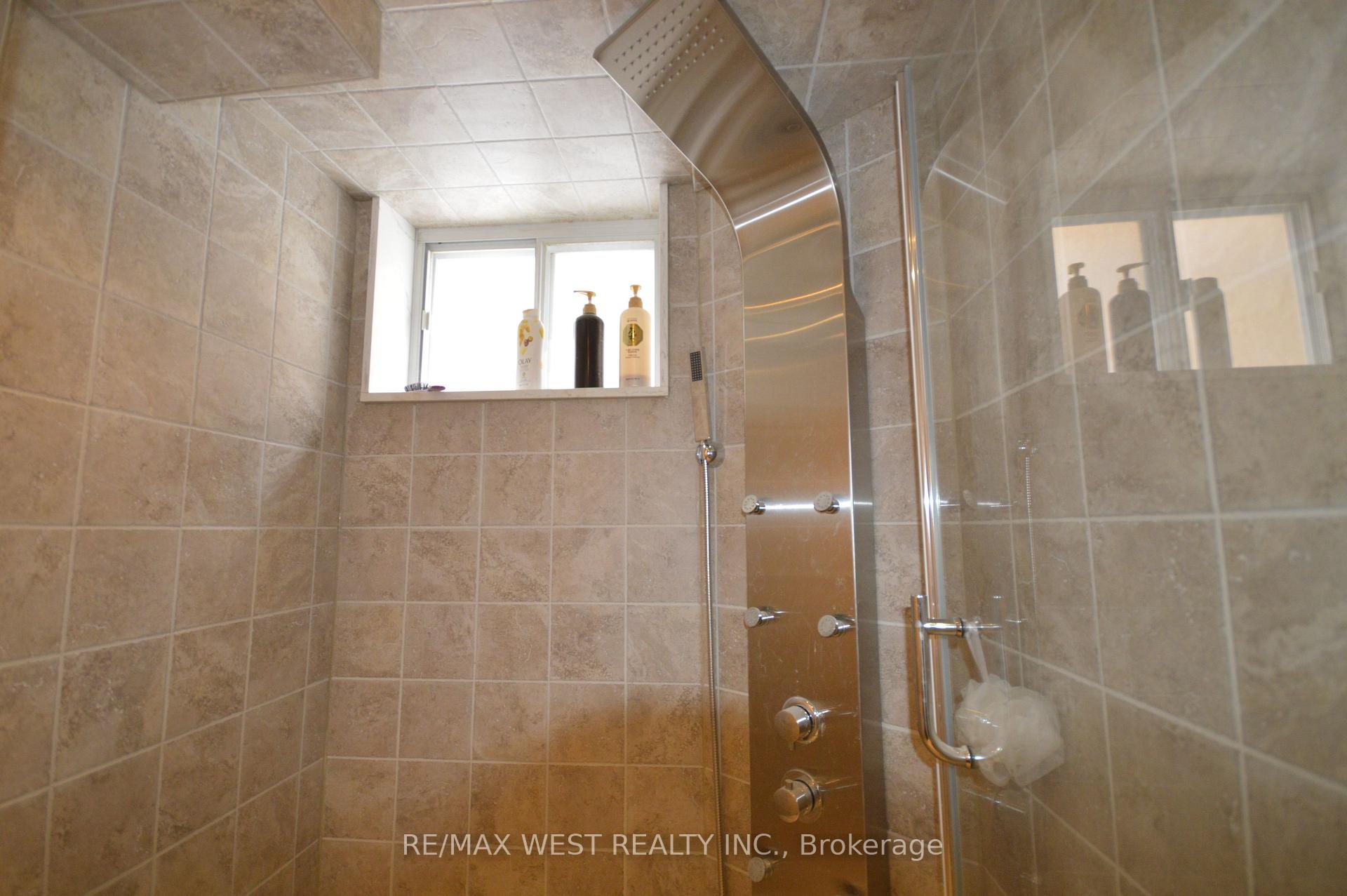 Photo 7 of Unit Basement, 23 Bairstow Crescent, Etobicoke, West Humber-Clairville — HOMEH