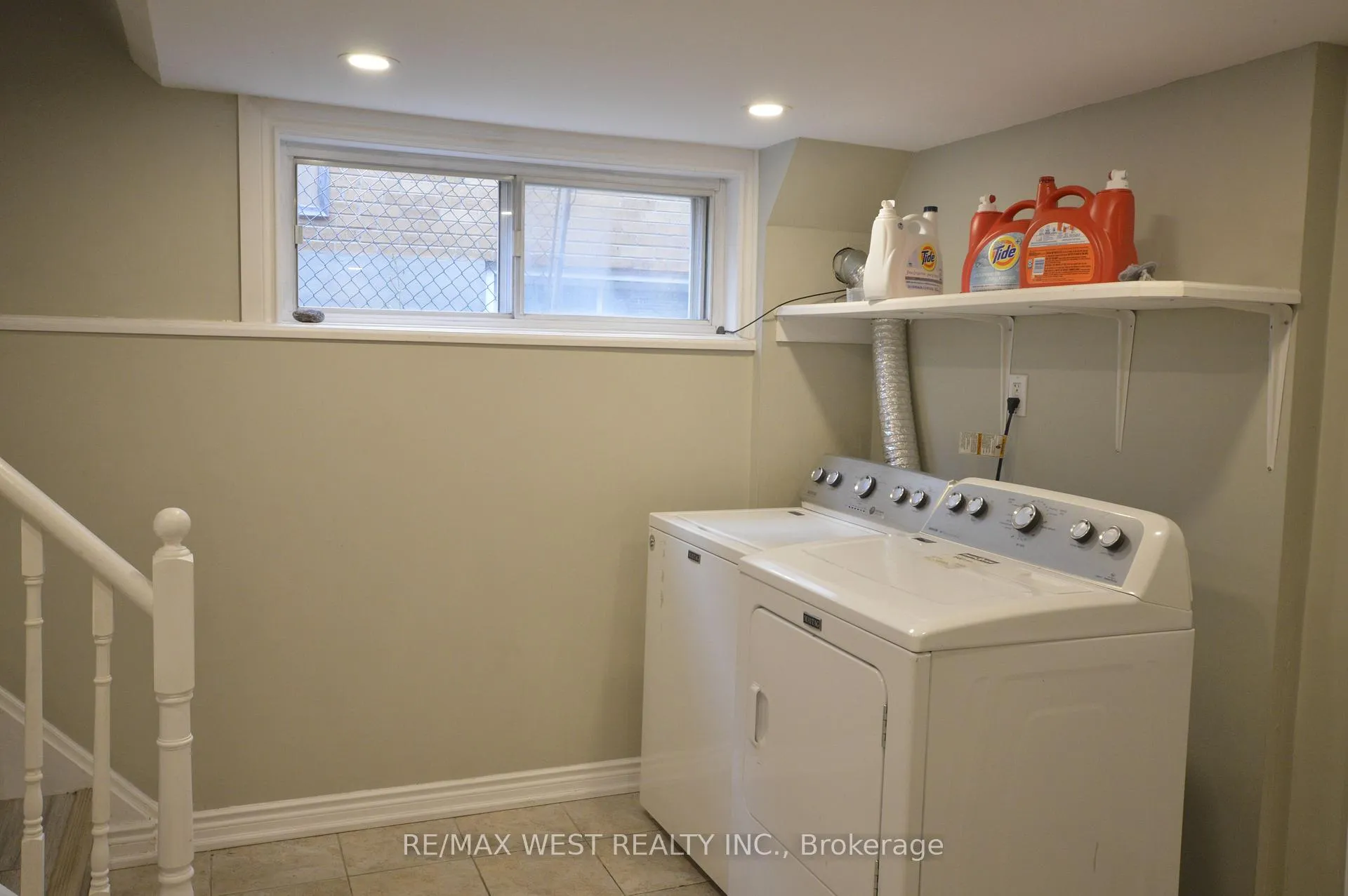 Photo 8 of Unit Basement, 23 Bairstow Crescent, Etobicoke, West Humber-Clairville — HOMEH
