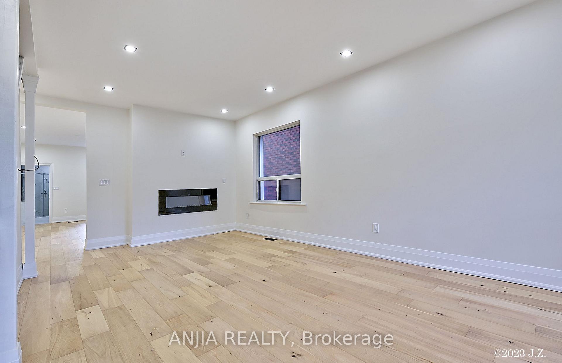 Photo 2 of Unit Upper, 36 Gough Avenue, Toronto, North Riverdale — HOMEH