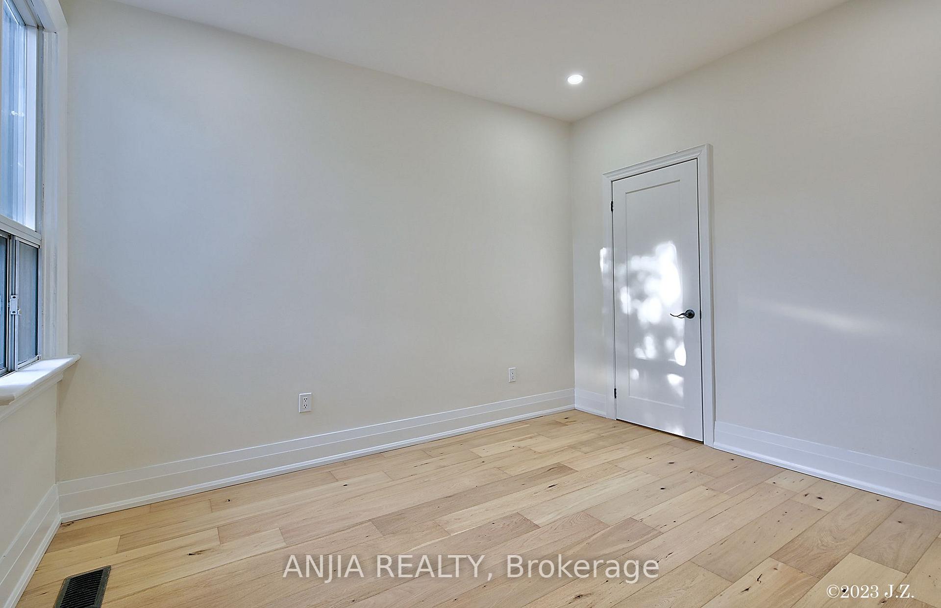 Photo 13 of Unit Upper, 36 Gough Avenue, Toronto, North Riverdale — HOMEH