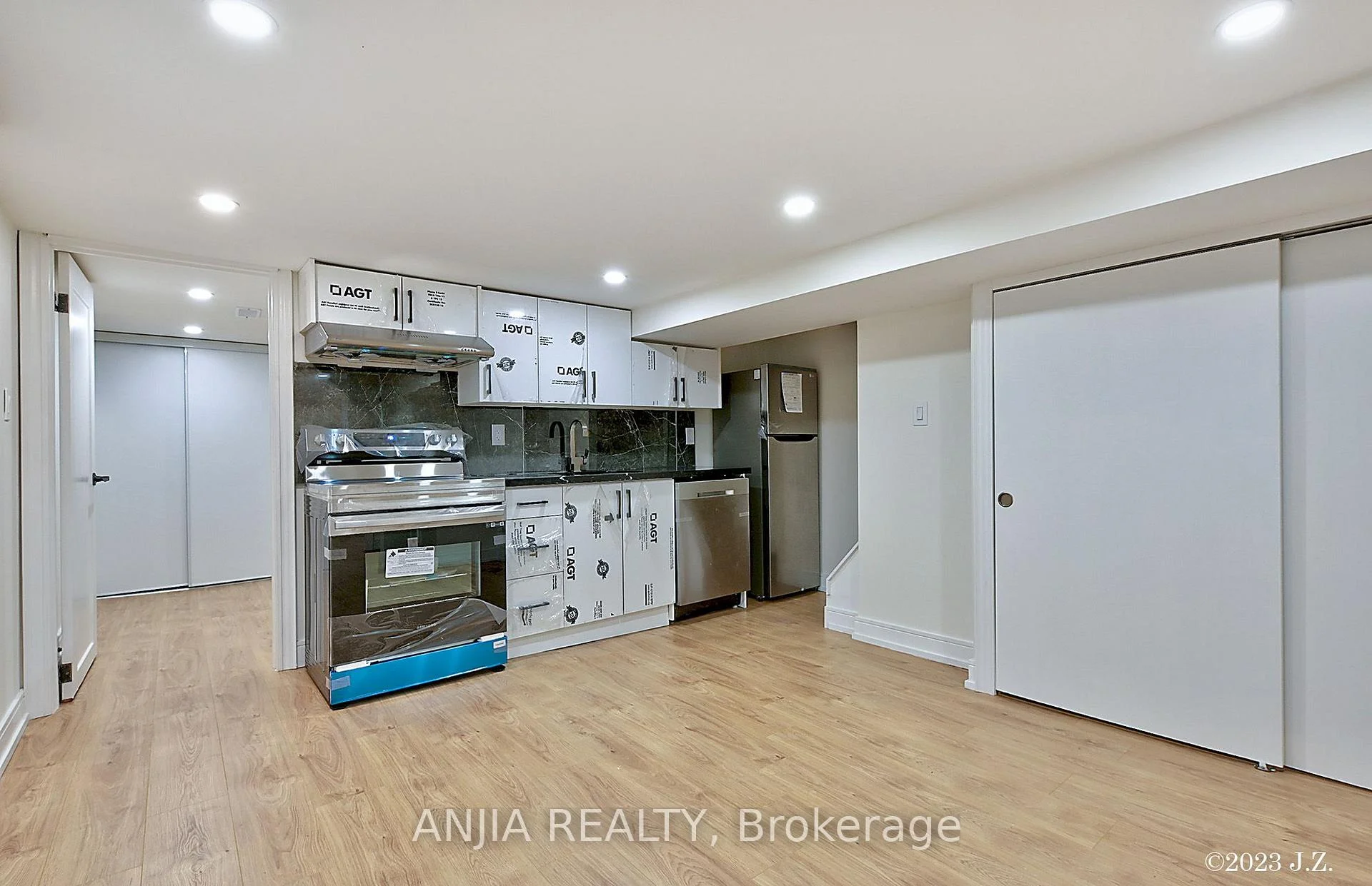 Photo 21 of Unit Upper, 36 Gough Avenue, Toronto, North Riverdale — HOMEH