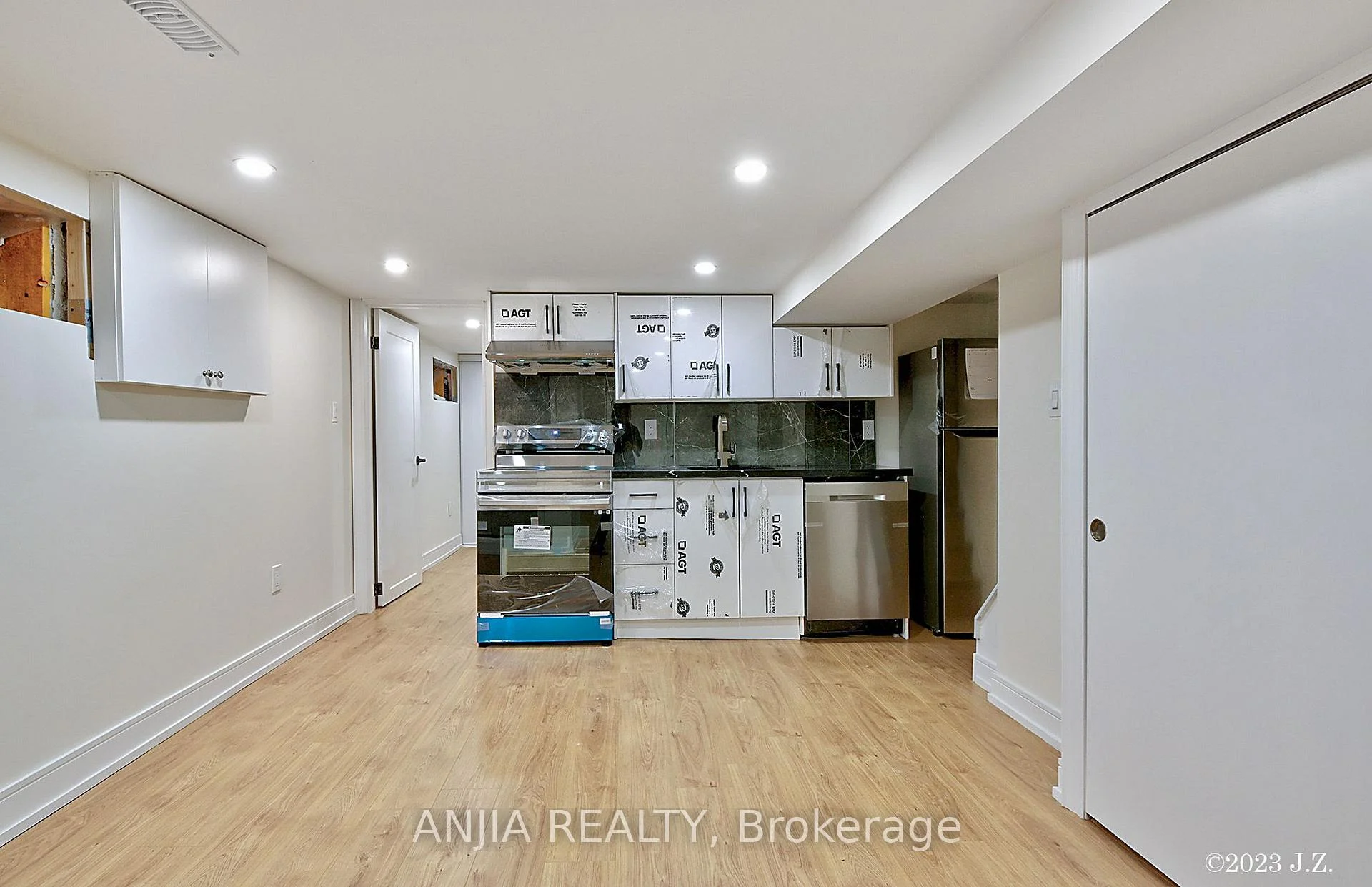 Photo 22 of Unit Upper, 36 Gough Avenue, Toronto, North Riverdale — HOMEH