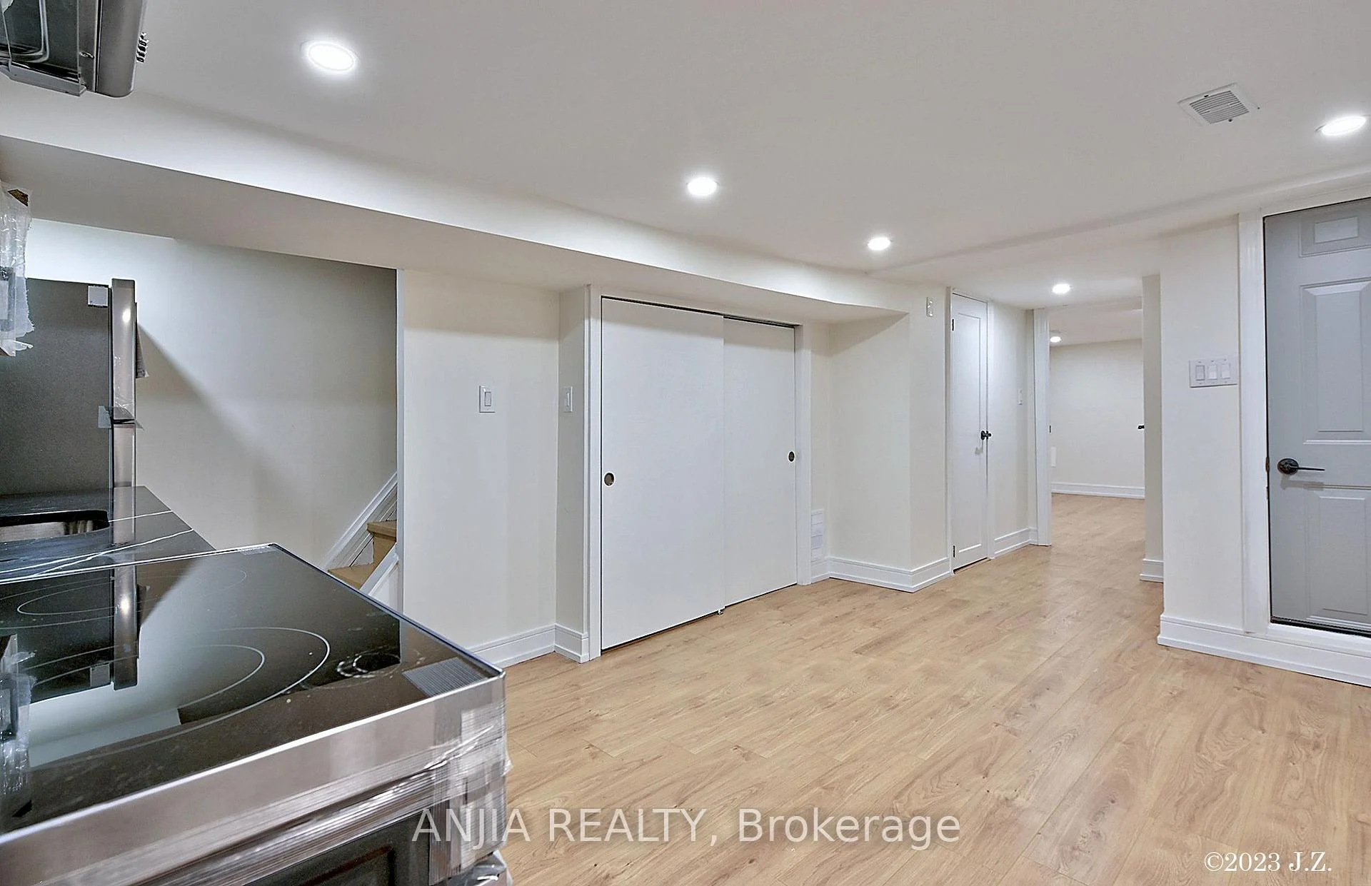 Photo 23 of Unit Upper, 36 Gough Avenue, Toronto, North Riverdale — HOMEH