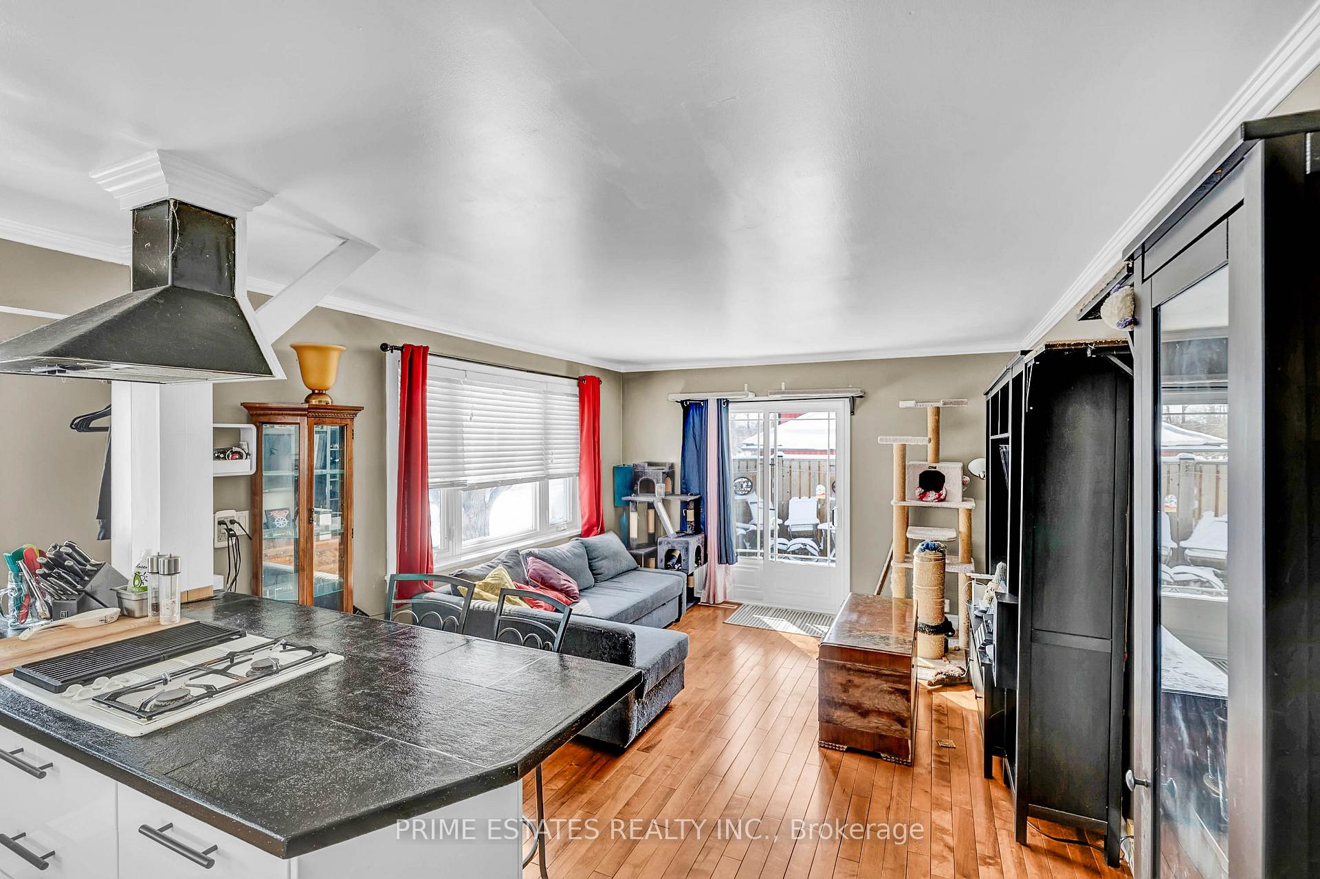 Photo 8 of 185 Cameron Street W, Brock, Cannington — HOMEH