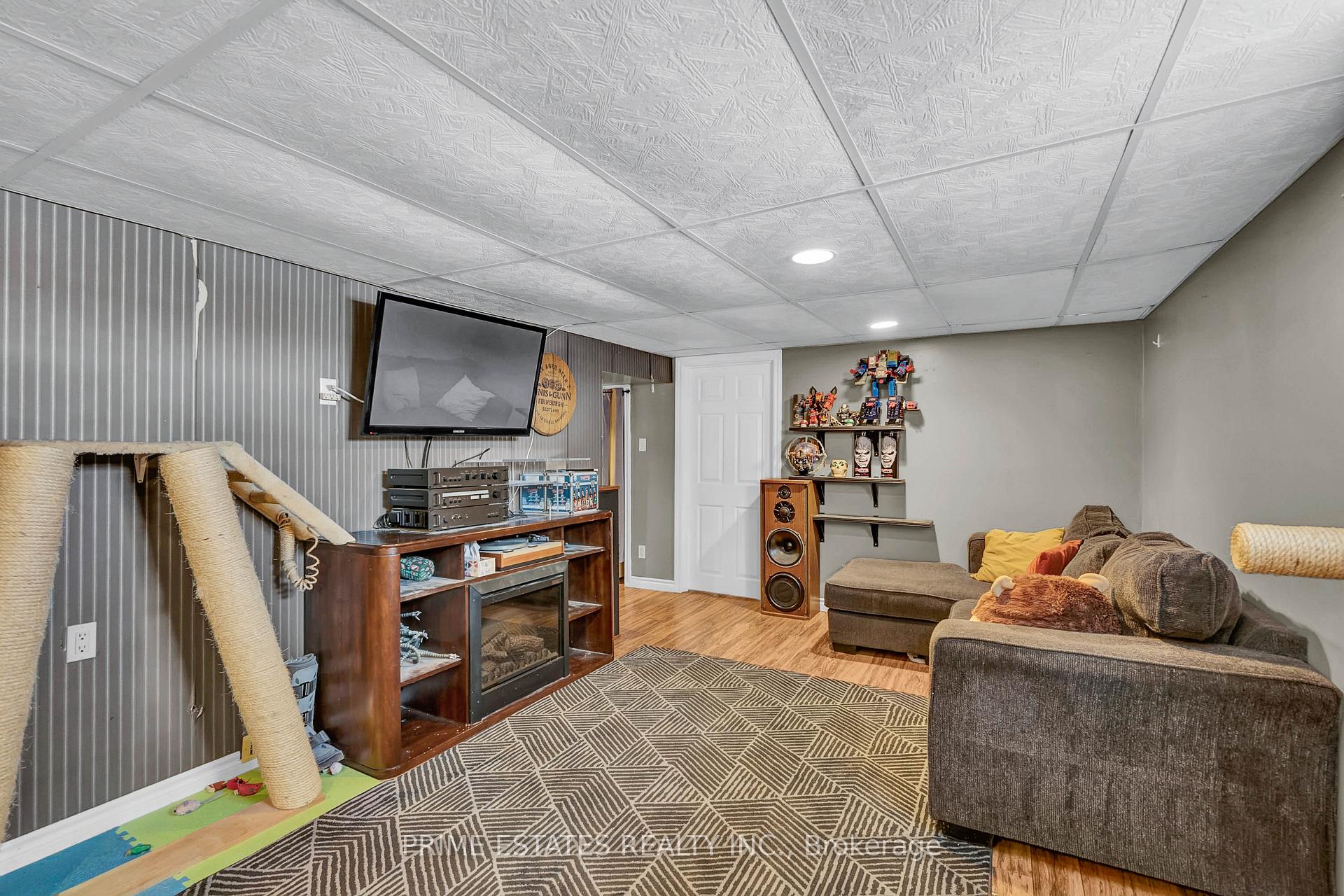 Photo 31 of 185 Cameron Street W, Brock, Cannington — HOMEH