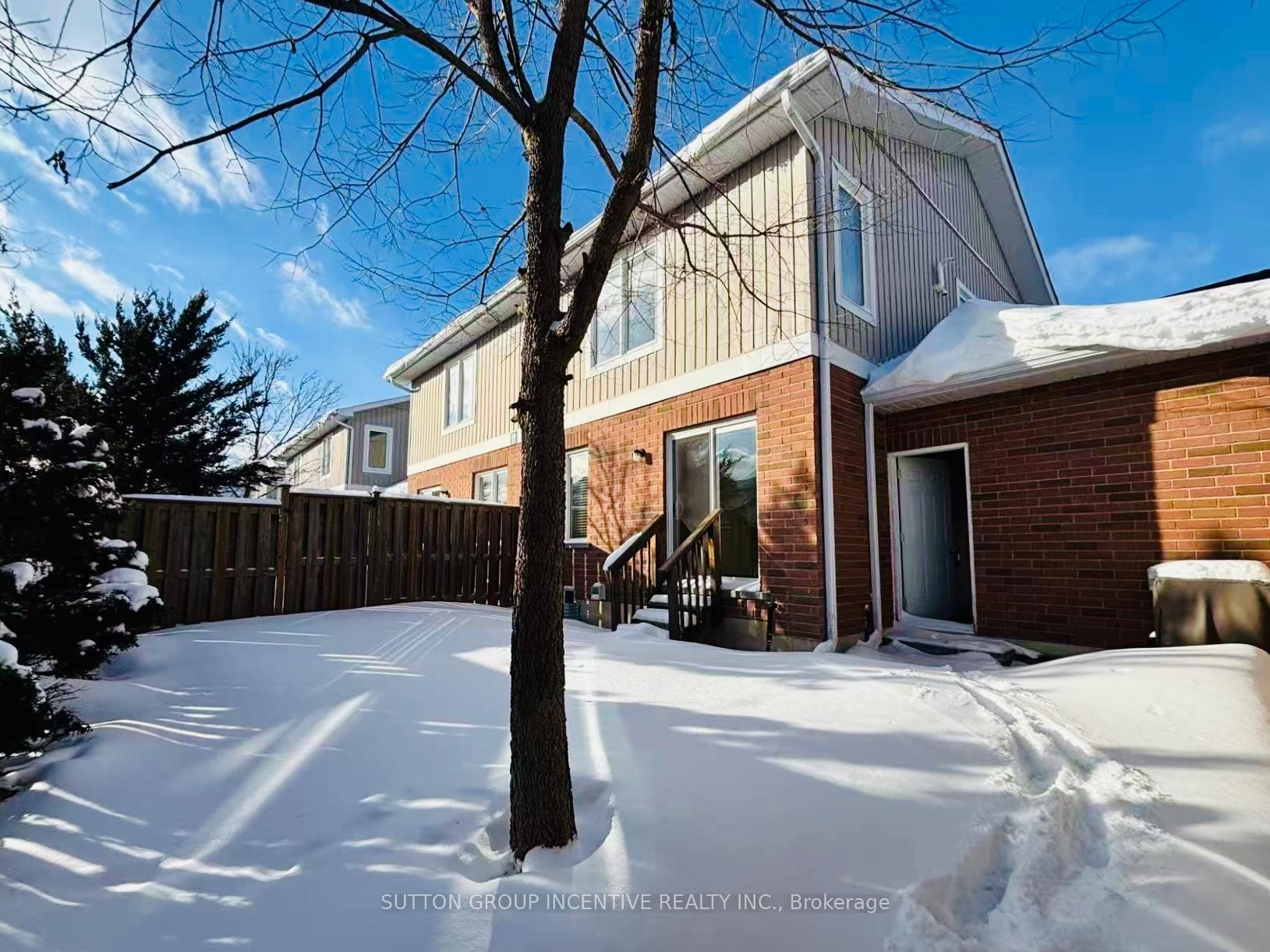 Photo 39 of Unit 29, 90 Sovereign'S Gate, Barrie, Innis-Shore — HOMEH