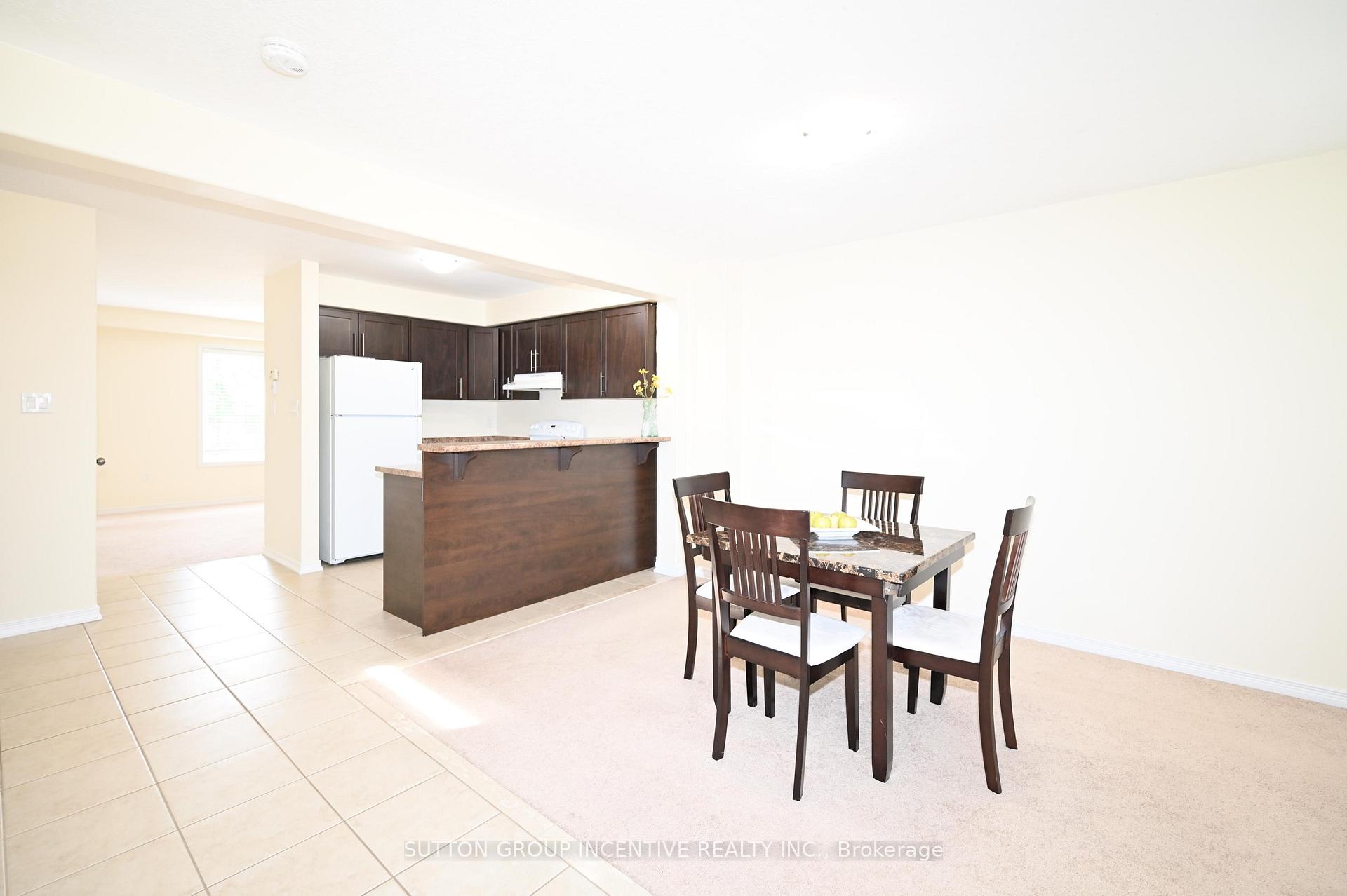 Photo 16 of Unit 29, 90 Sovereign'S Gate, Barrie, Innis-Shore — HOMEH