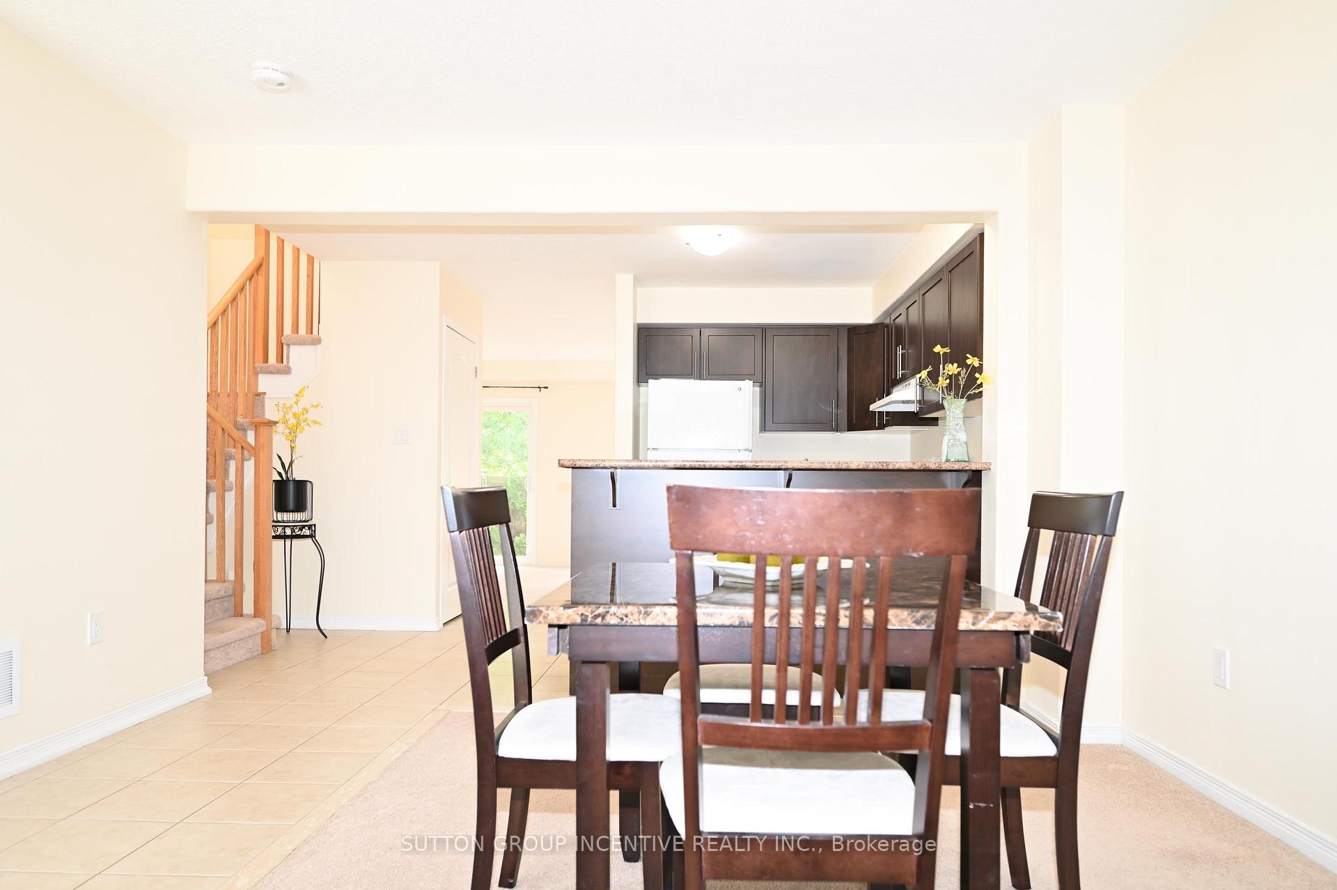Photo 24 of Unit 29, 90 Sovereign'S Gate, Barrie, Innis-Shore — HOMEH