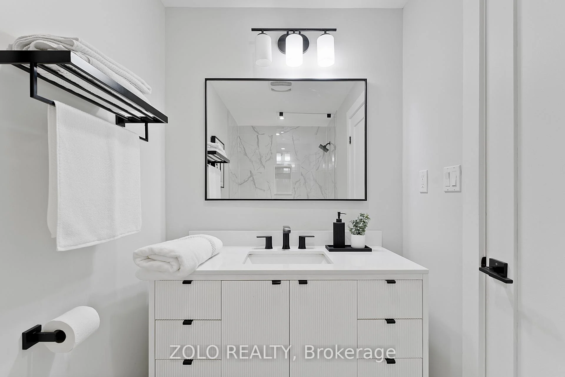 Photo 38 of 97 Ennerdale Road, Toronto, Caledonia-Fairbank — HOMEH