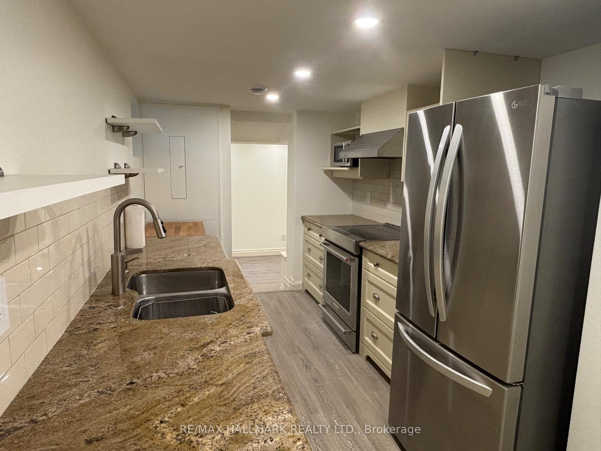 Photo 3 of Unit Lower, 3 Whitewood Road, Toronto, Mount Pleasant East — HOMEH