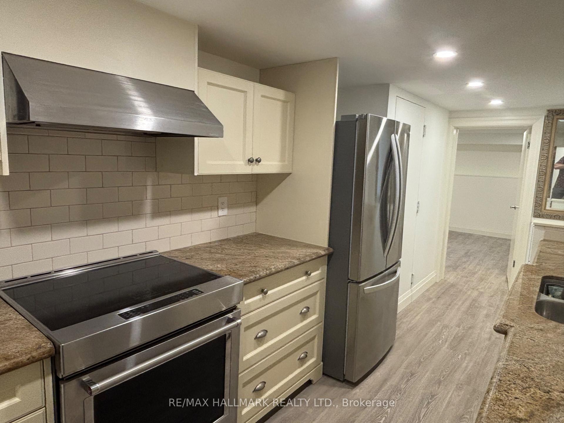 Photo 7 of Unit Lower, 3 Whitewood Road, Toronto, Mount Pleasant East — HOMEH