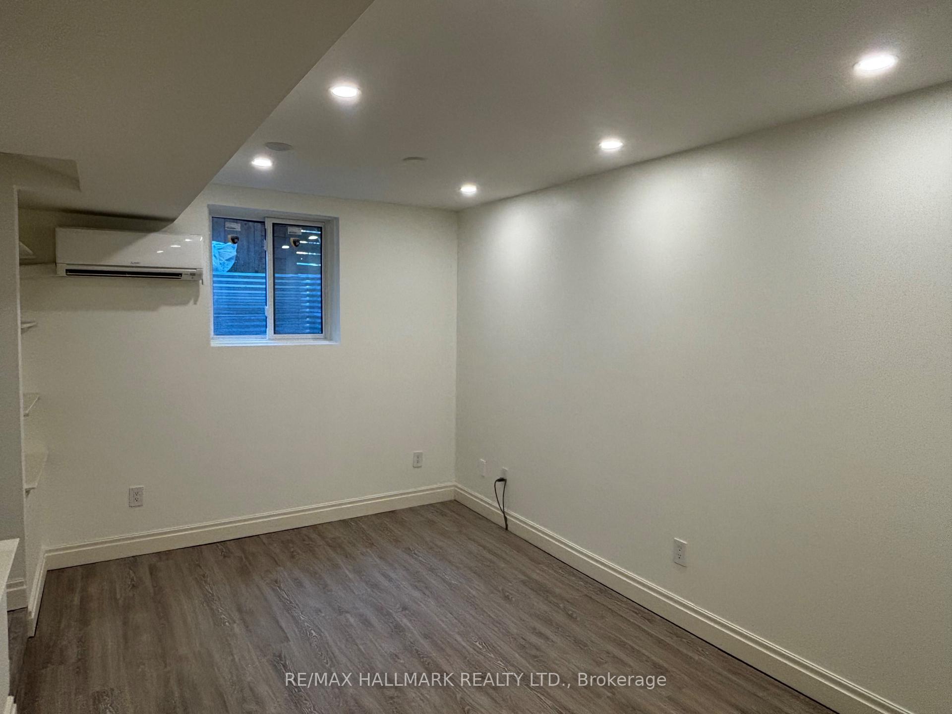 Photo 11 of Unit Lower, 3 Whitewood Road, Toronto, Mount Pleasant East — HOMEH