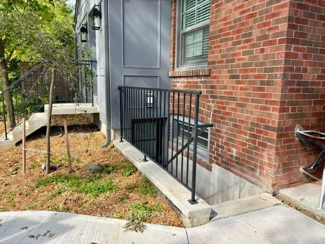 Photo 6 of Unit Lower, 3 Whitewood Road, Toronto, Mount Pleasant East — HOMEH
