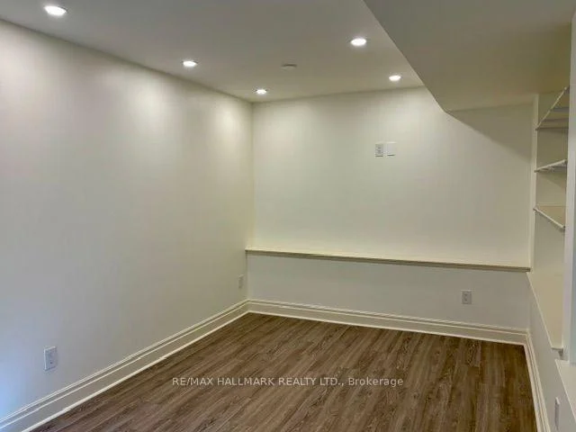 Photo 16 of Unit Lower, 3 Whitewood Road, Toronto, Mount Pleasant East — HOMEH