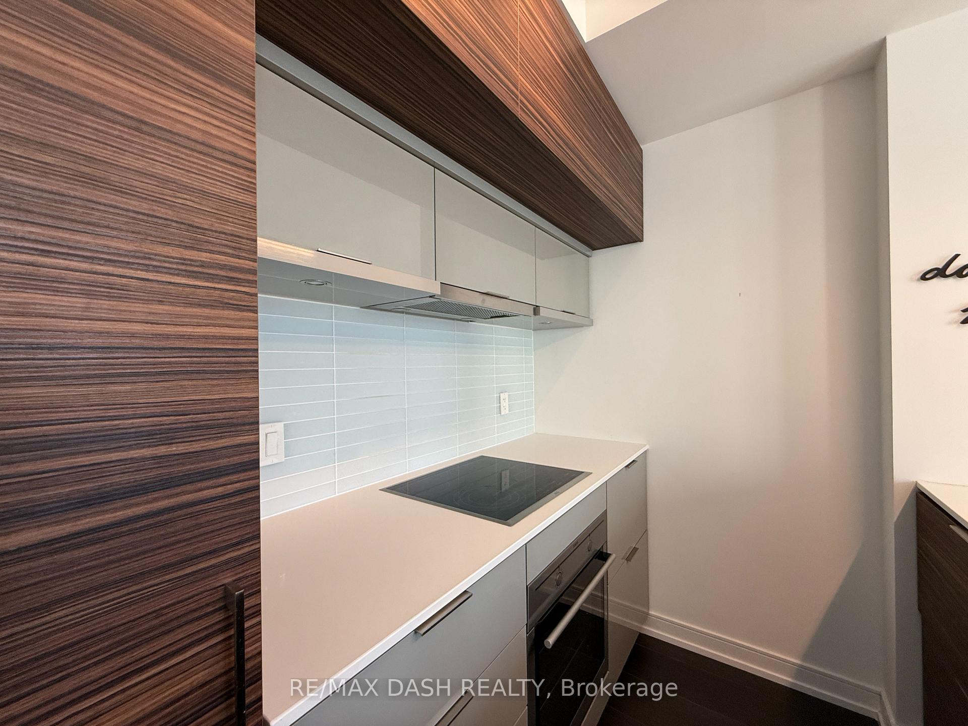 Photo 13 of Unit 2501, 88 Scott Street, Toronto, Church-Yonge Corridor — HOMEH