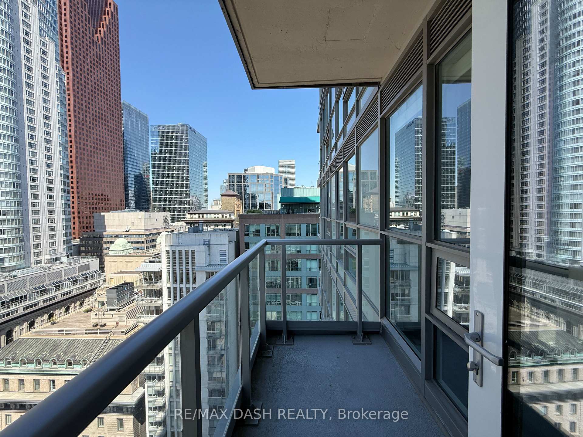 Photo 19 of Unit 2501, 88 Scott Street, Toronto, Church-Yonge Corridor — HOMEH