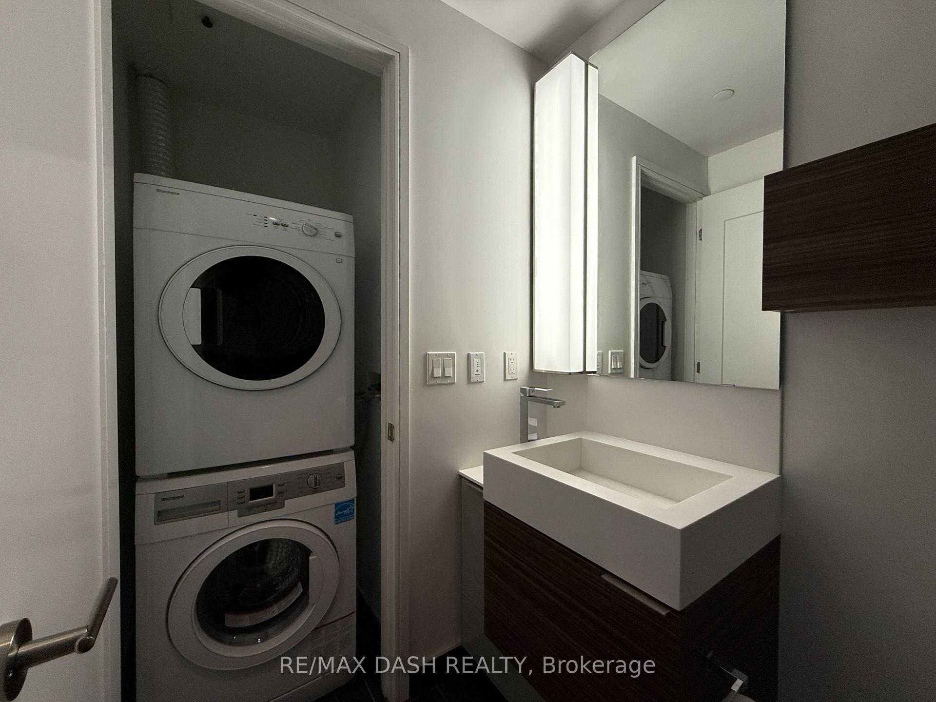 Photo 25 of Unit 2501, 88 Scott Street, Toronto, Church-Yonge Corridor — HOMEH