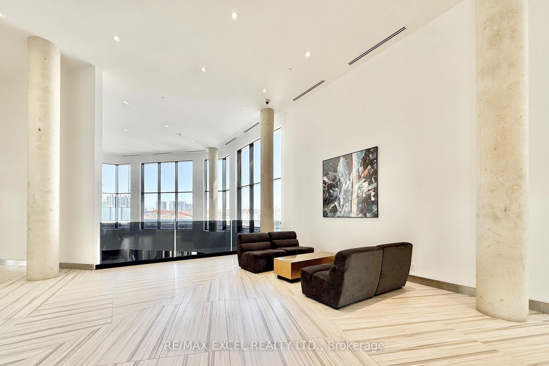 Photo 3 of Unit 1801, 18 Water Walk Drive, Markham, Unionville — HOMEH