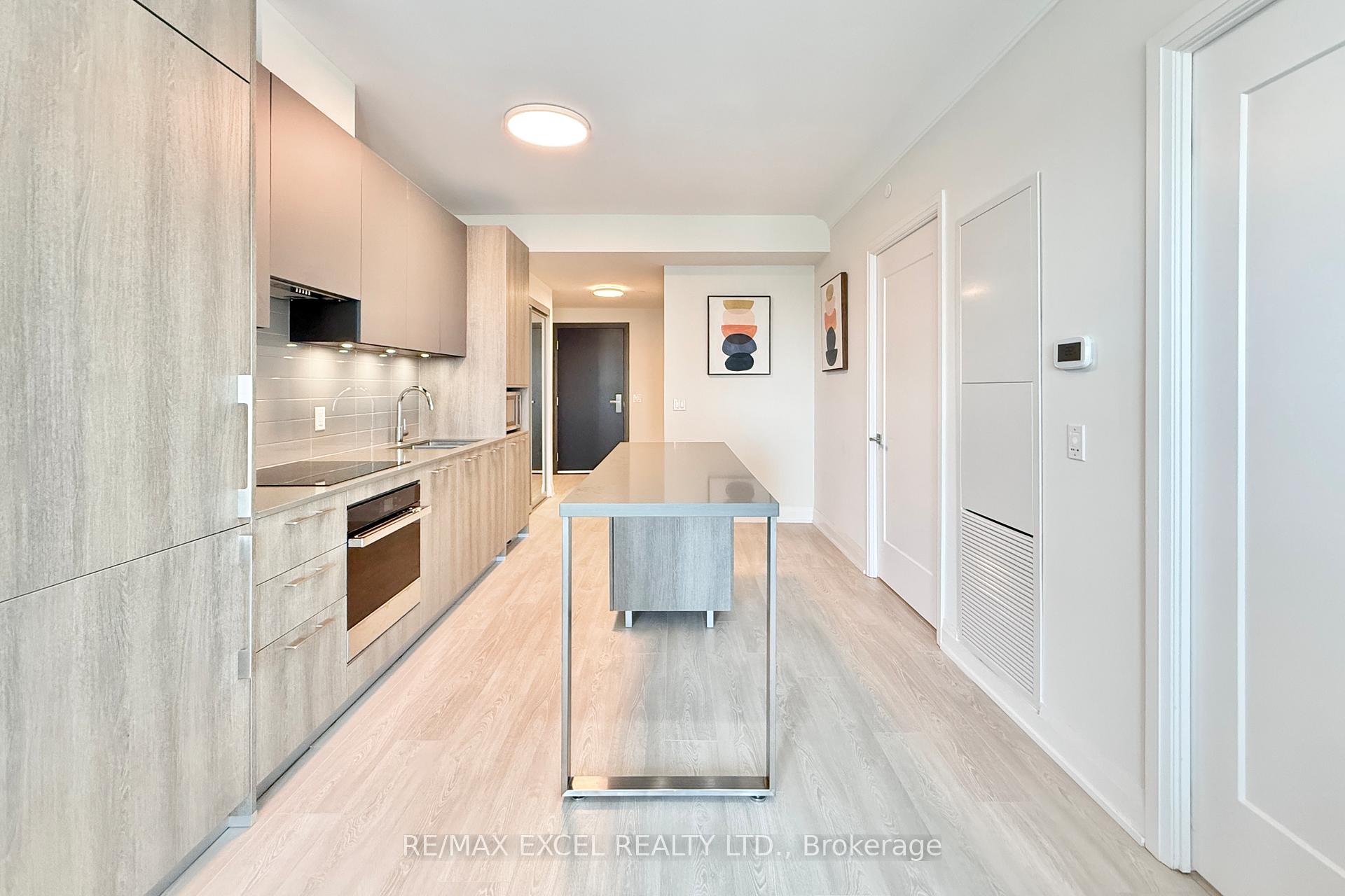 Photo 7 of Unit 1801, 18 Water Walk Drive, Markham, Unionville — HOMEH