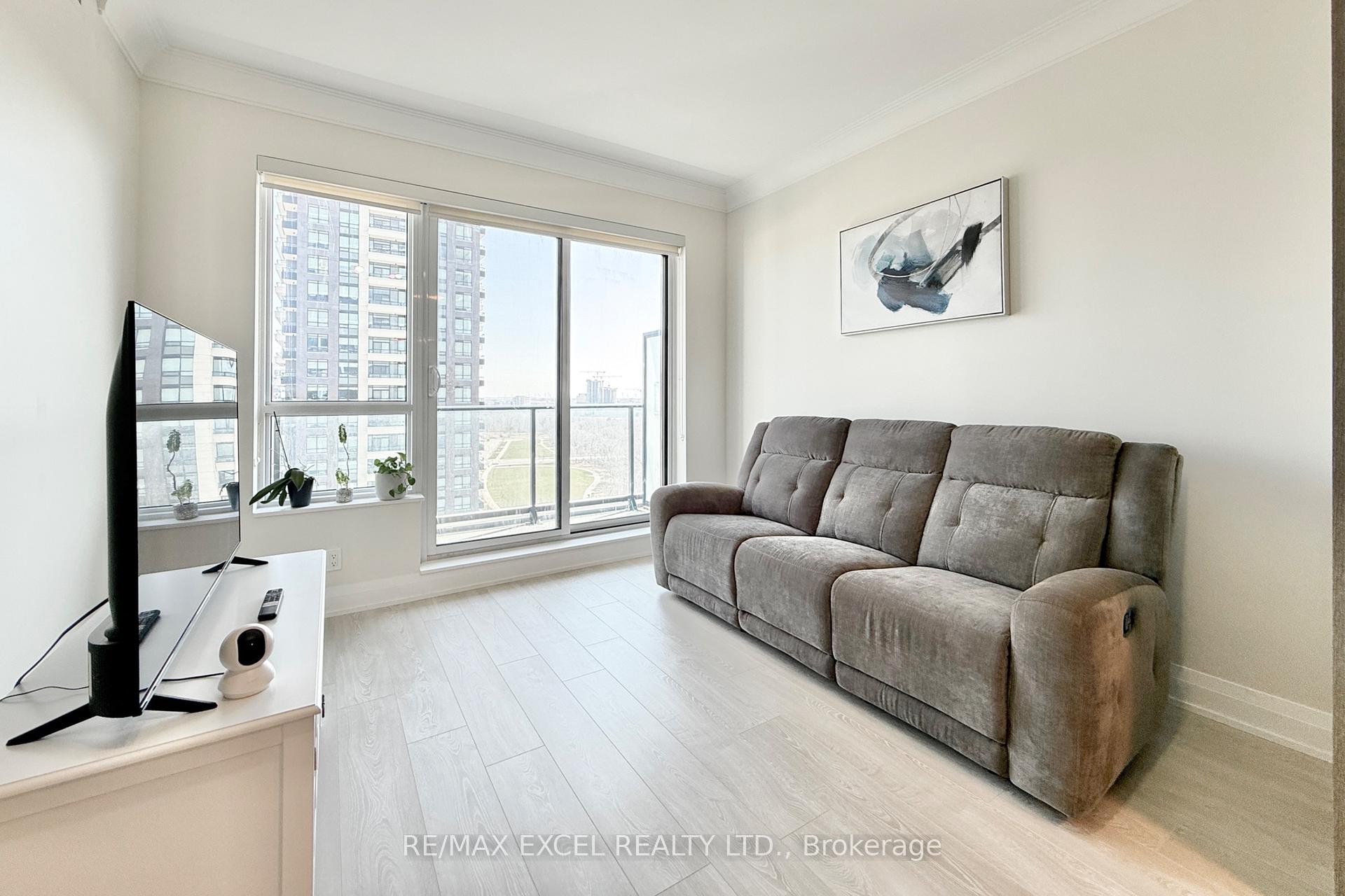 Photo 9 of Unit 1801, 18 Water Walk Drive, Markham, Unionville — HOMEH